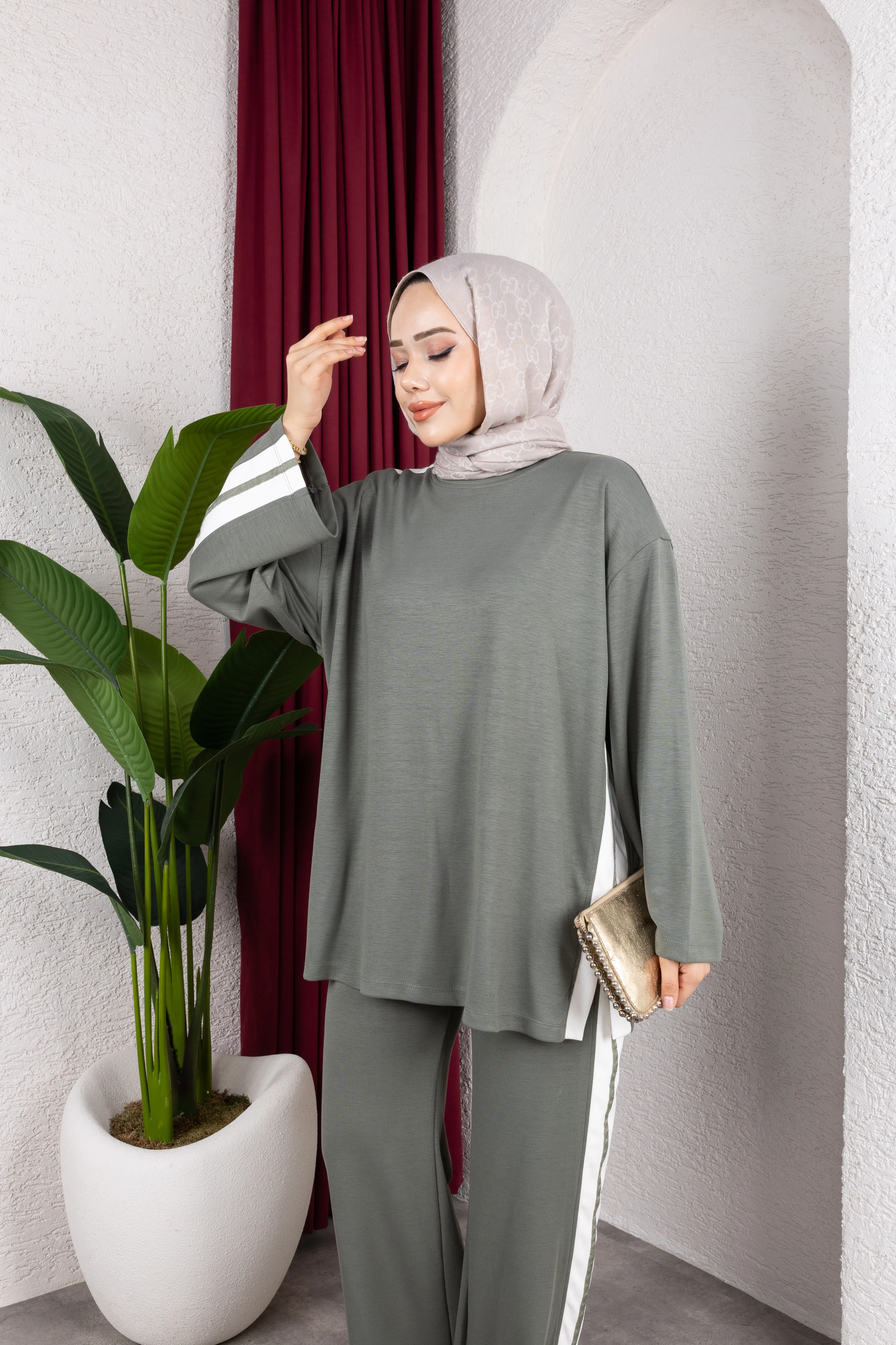 Aja Şerit Detaylı Takım Mint 