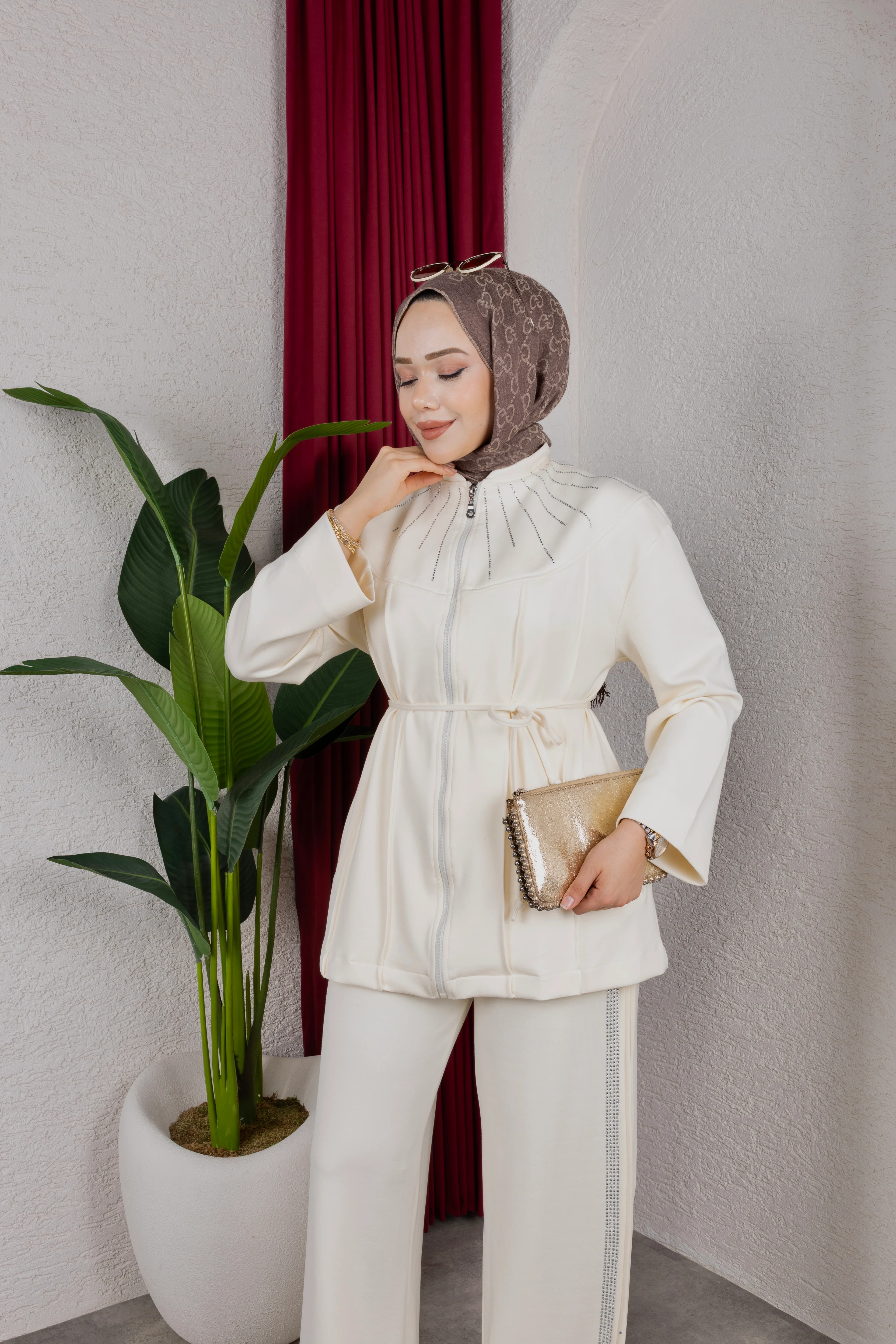 Alena Taşlı Takım Krem