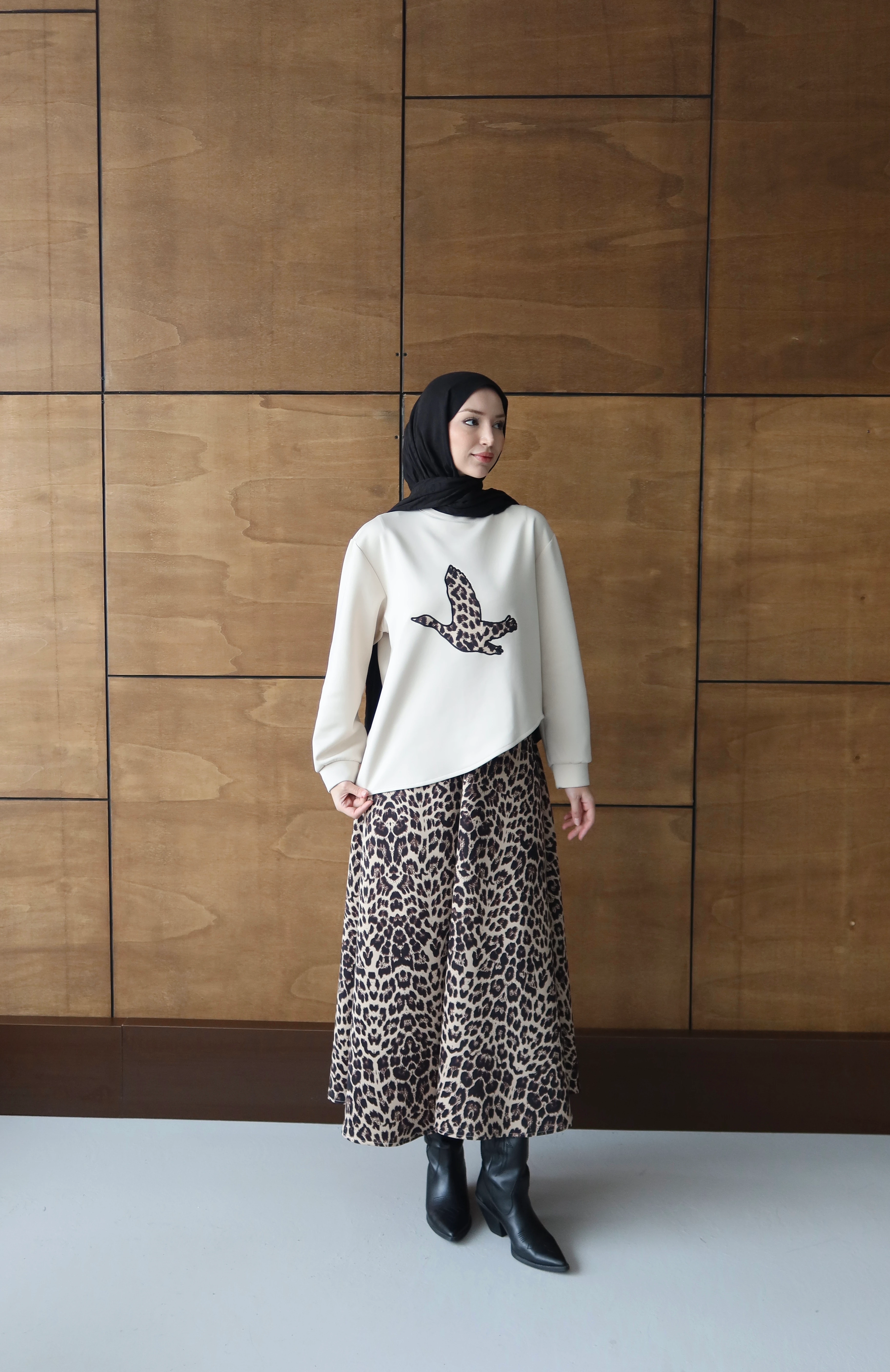 Emma Etekli Takım Taş 