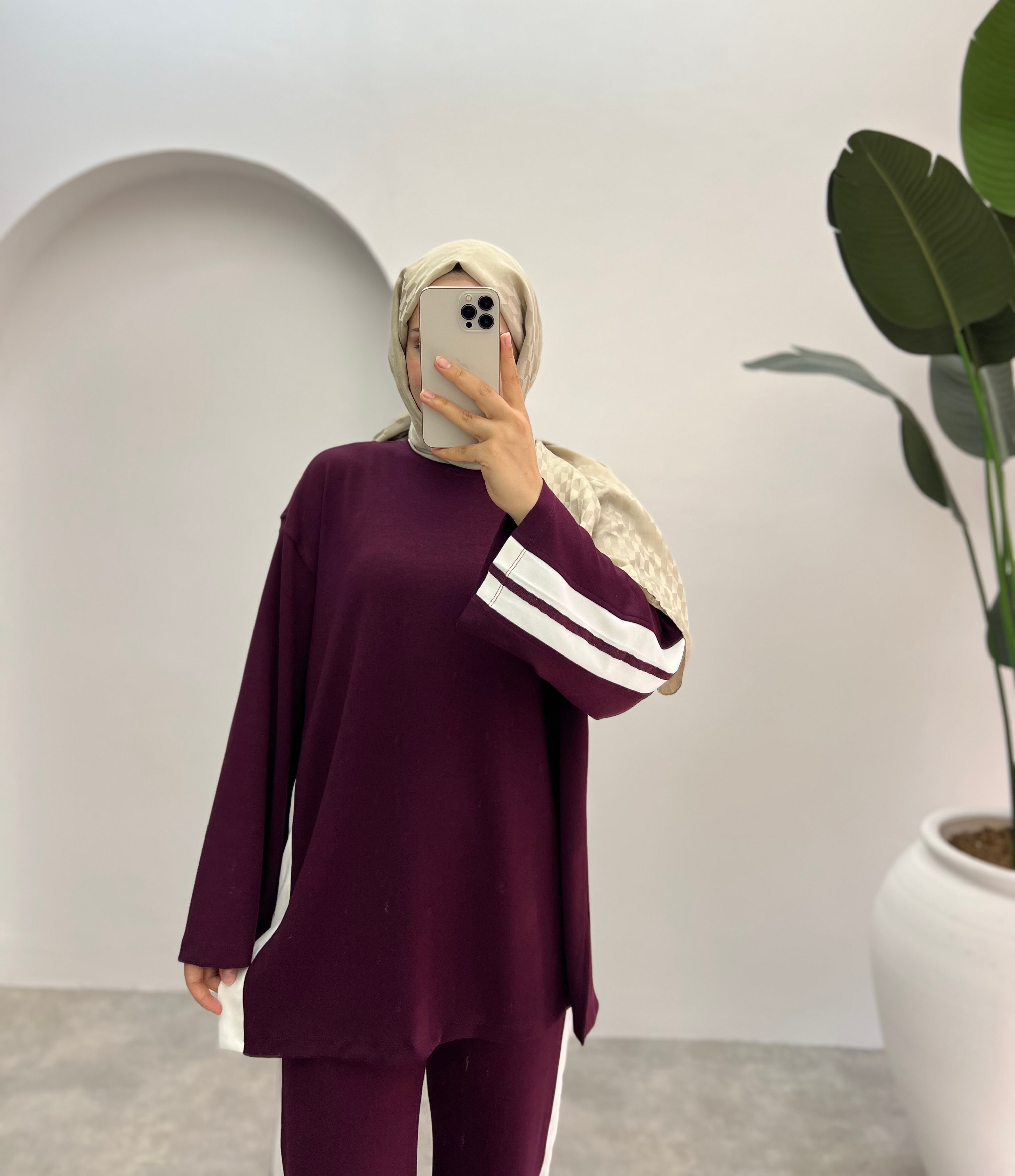 Şerit Detaylı  Pantolonlu Takım Bordo 