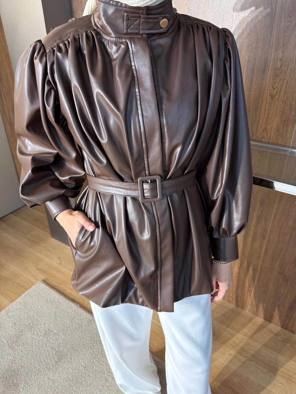 Deri Kemerli Ceket Kahve