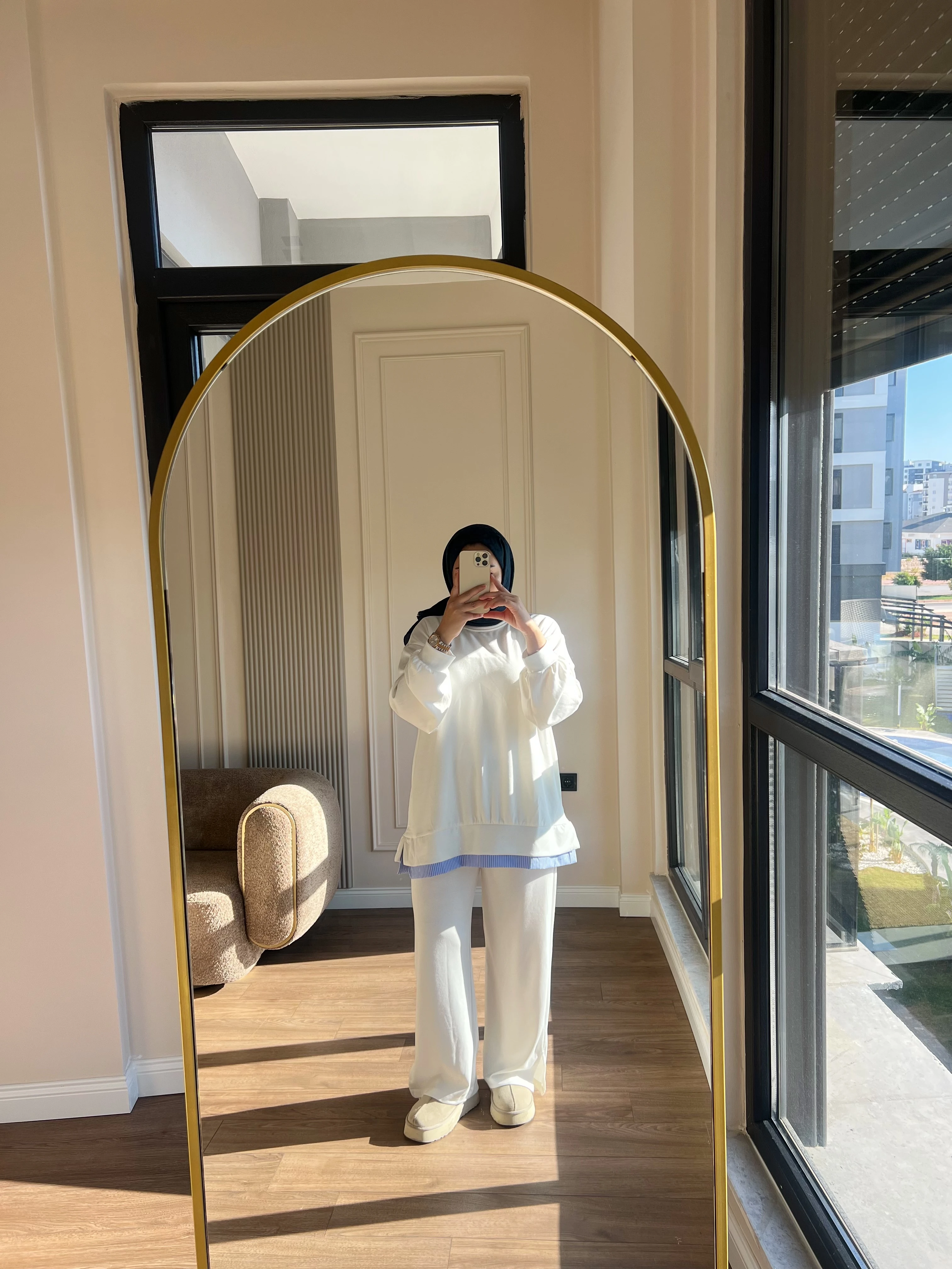 Gömlek Detaylı Oysh Takım Beyaz