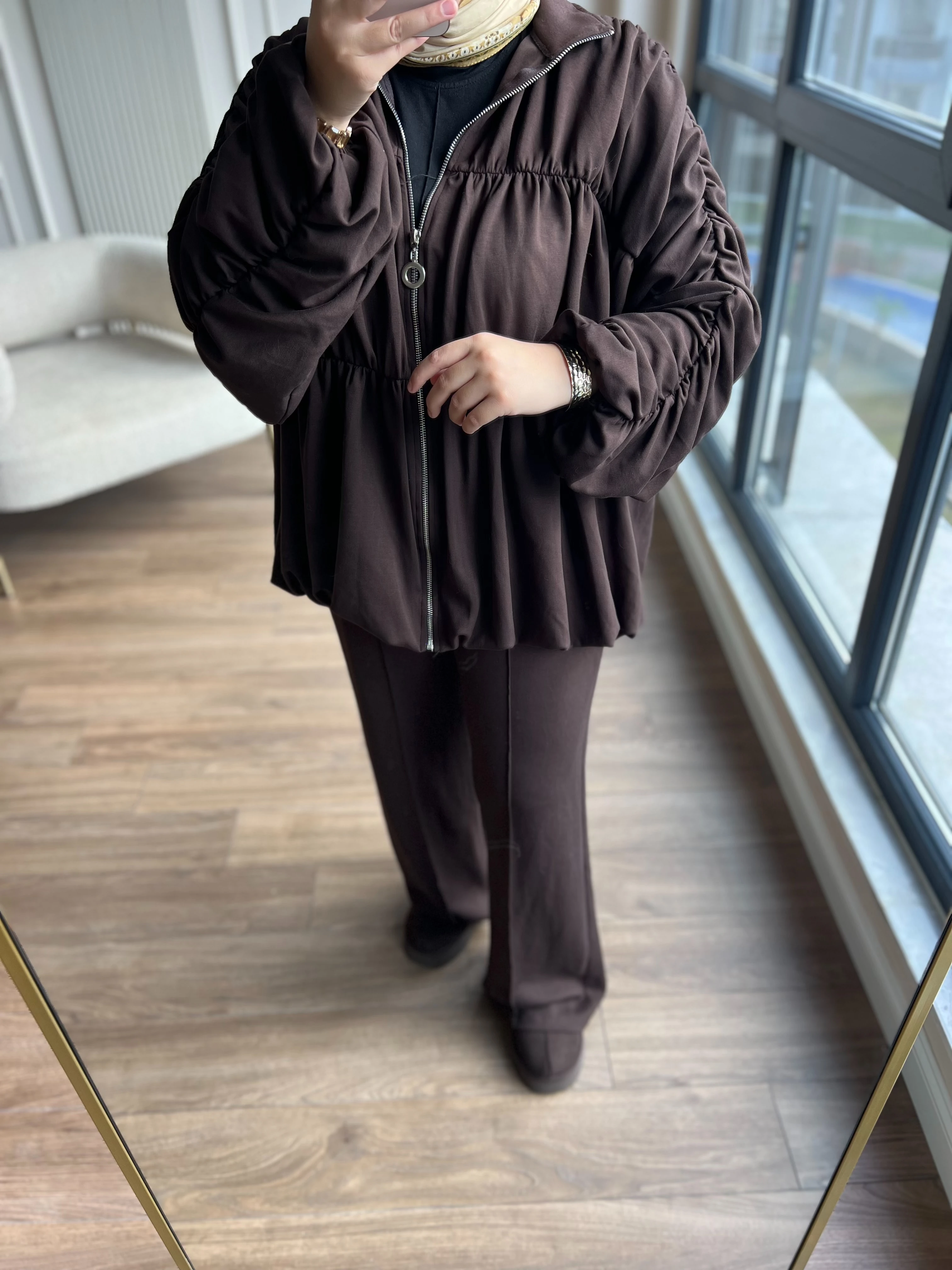 Büzgü  Detay Pantolonlu Takım Kahverengi 