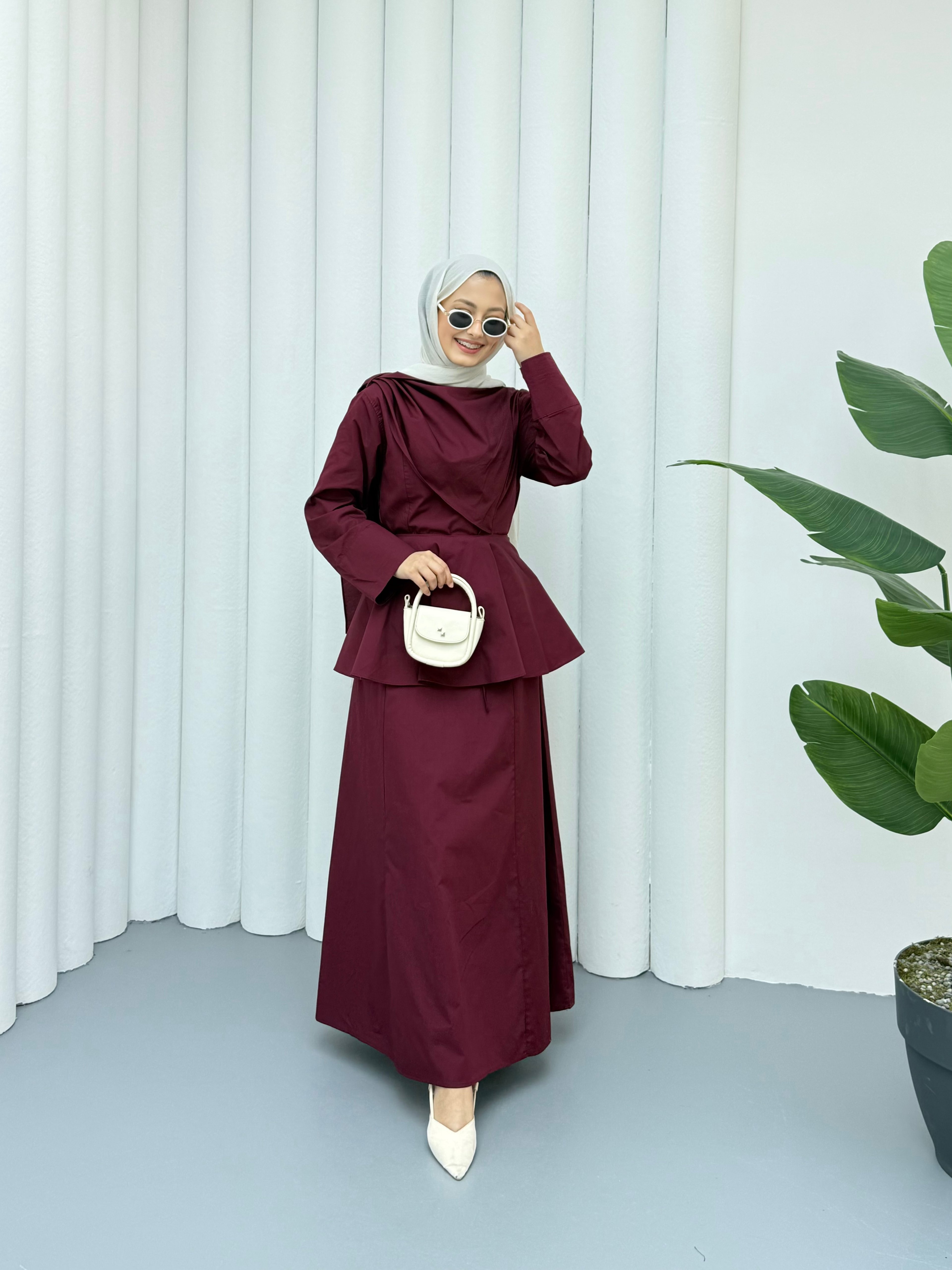 Pelerin Detaylı Pamuk Poplin Elbise - Bordo
