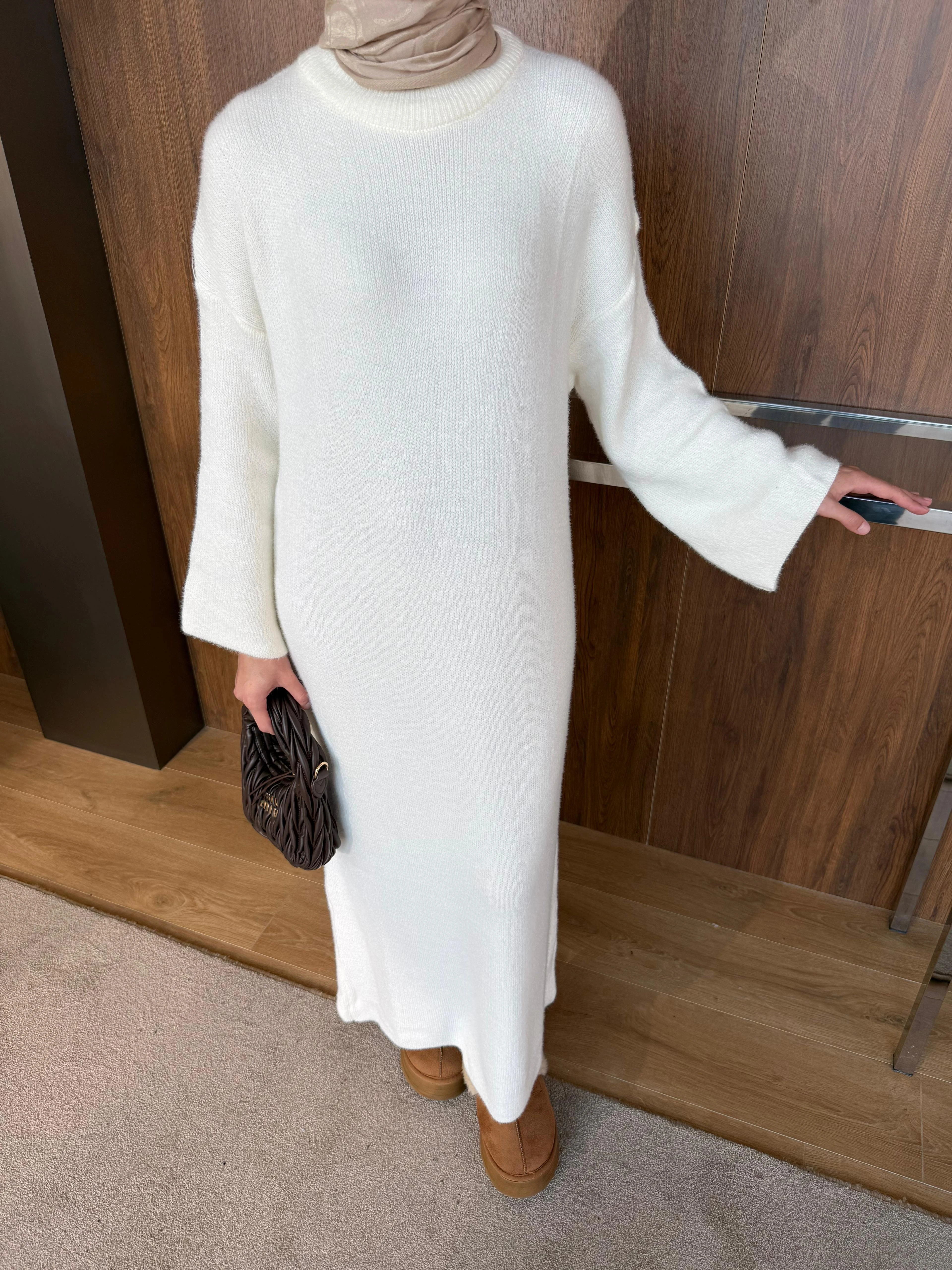 Sakallı Triko Elbise Beyaz 