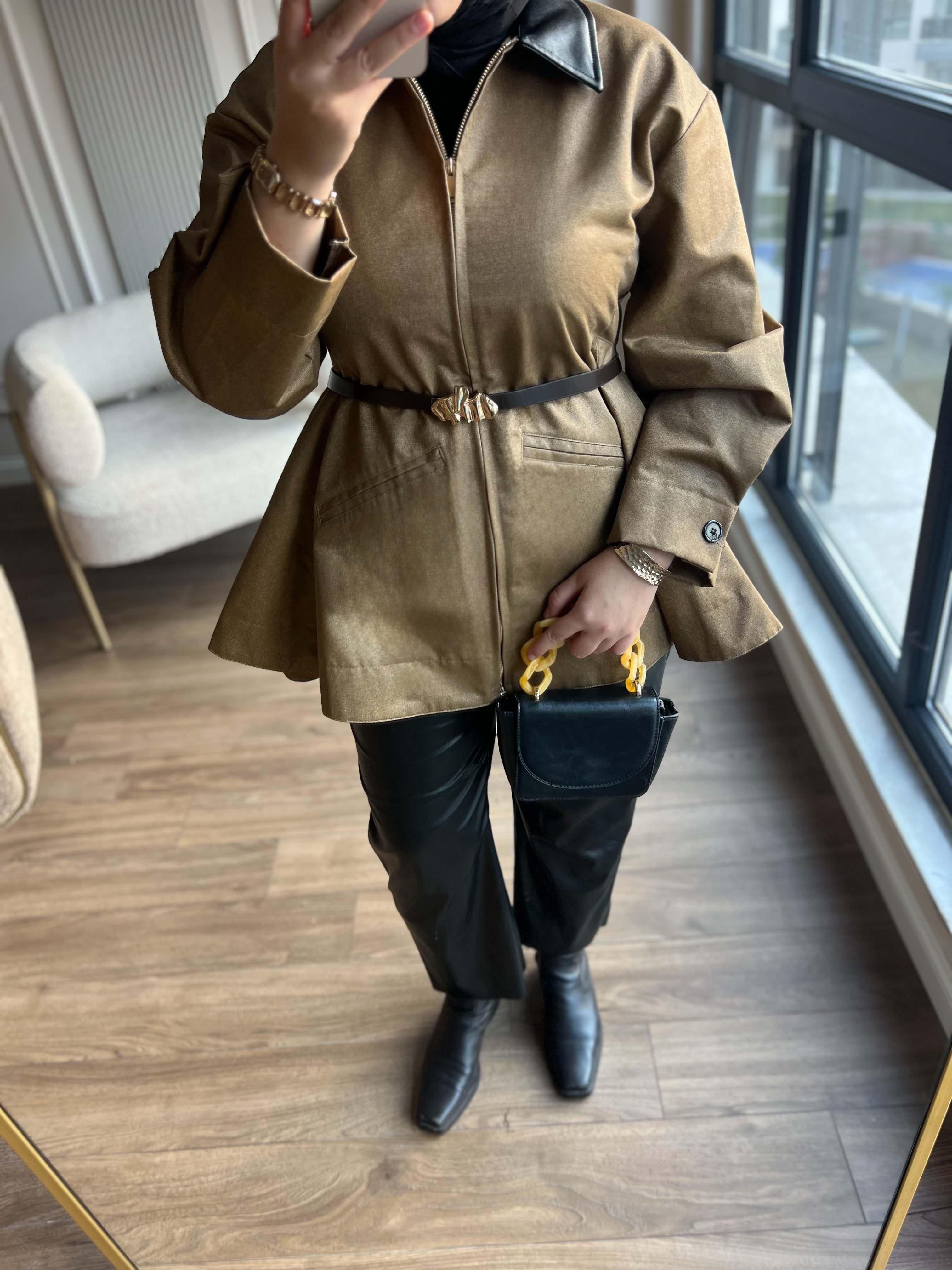 Belden Oturtmalı  Fermuarlı Trenç Camel