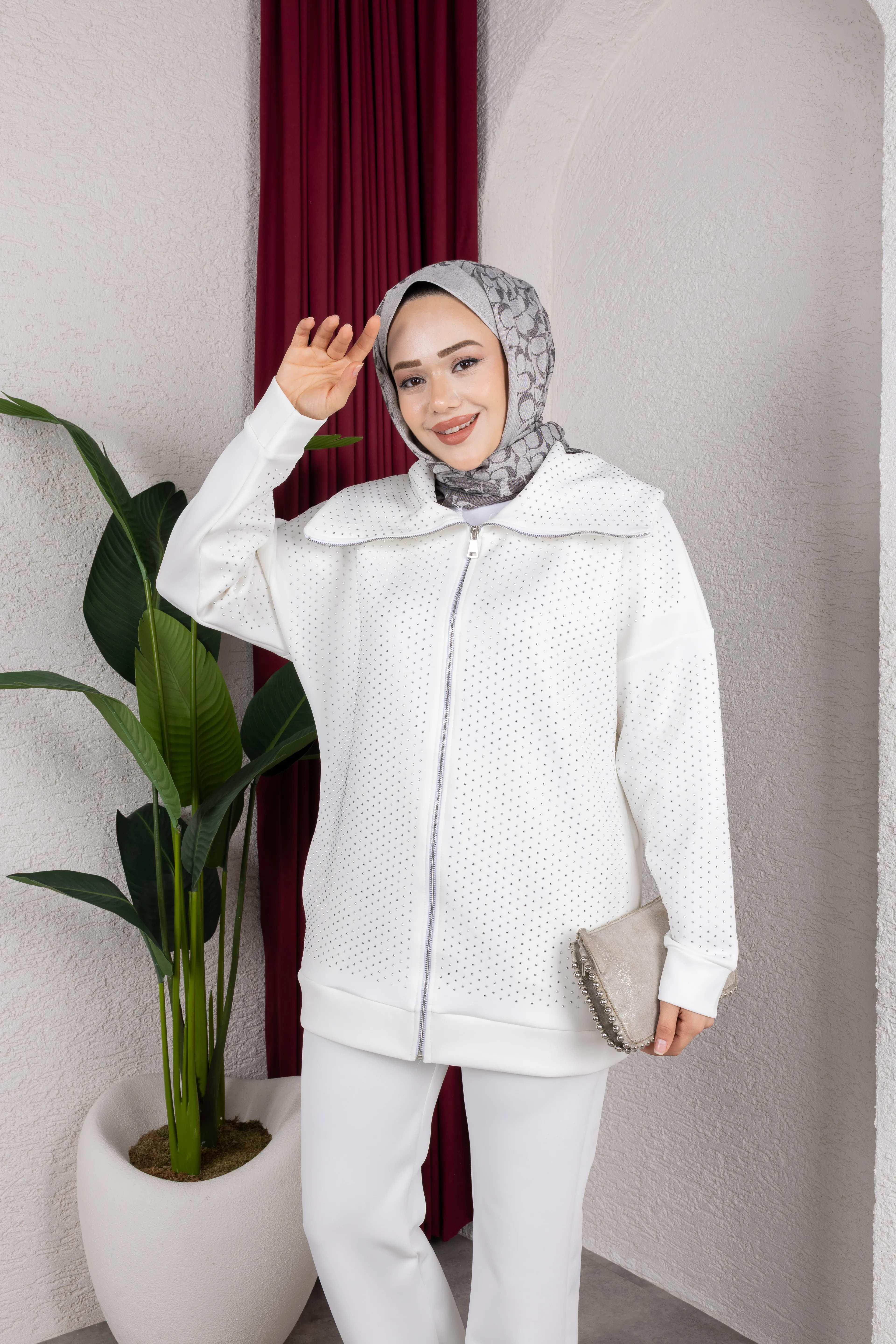 Alysa Fermuarlı Parlak Takım Beyaz