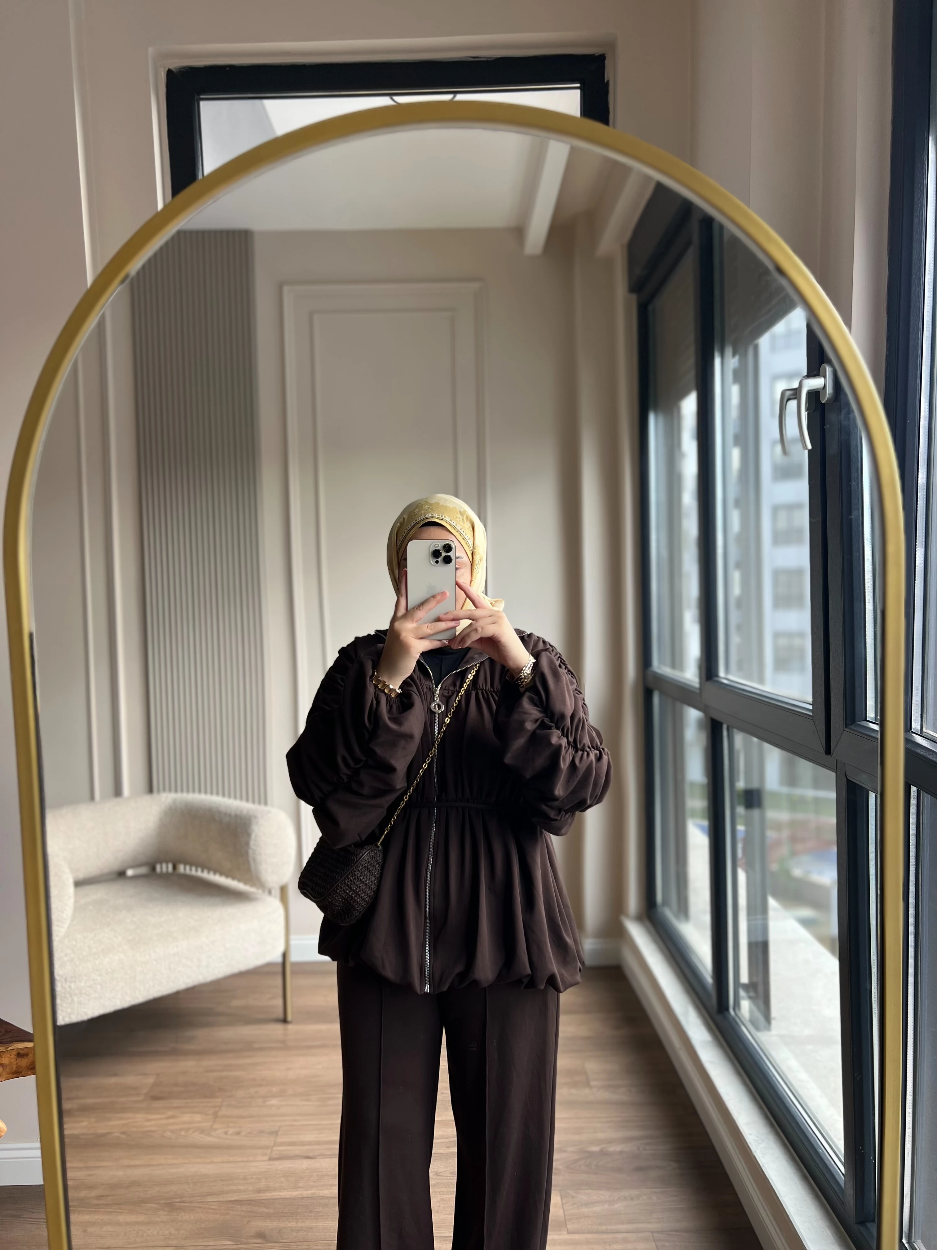 Büzgü  Detay Pantolonlu Takım Kahverengi 