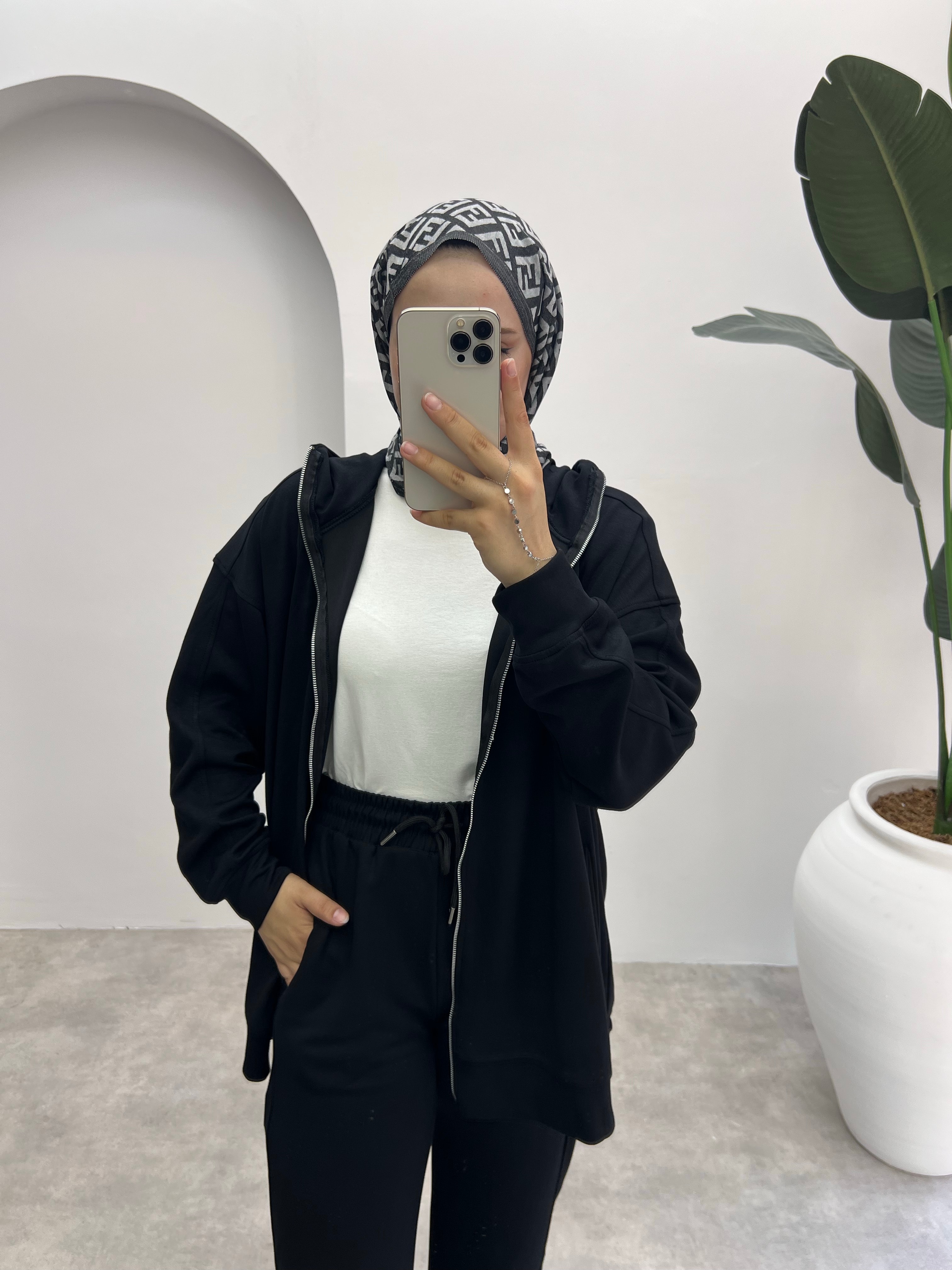 Basic Kapşonlu Pantolonlu Takım Siyah