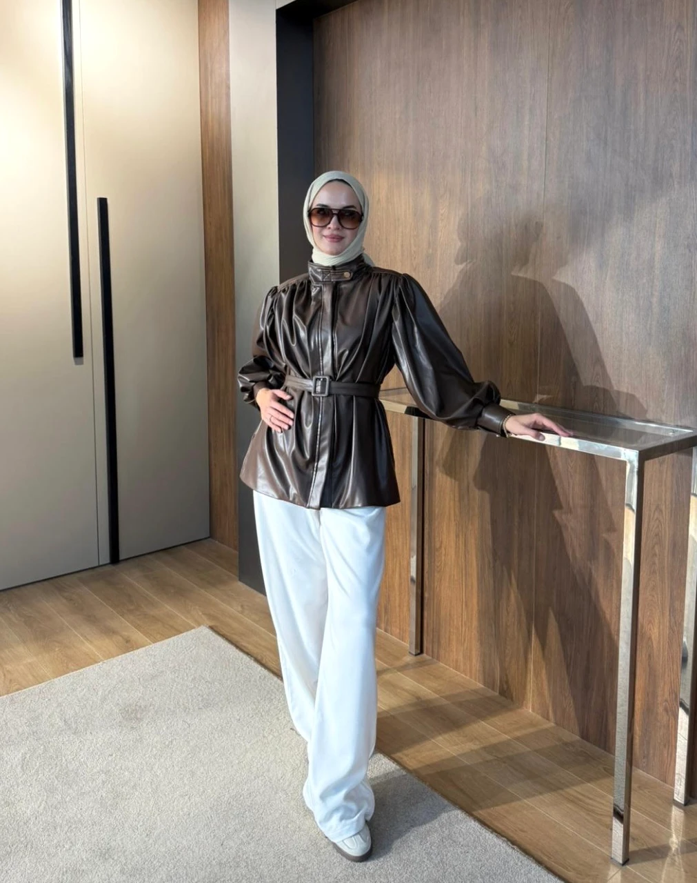 Deri Kemerli Ceket Kahve