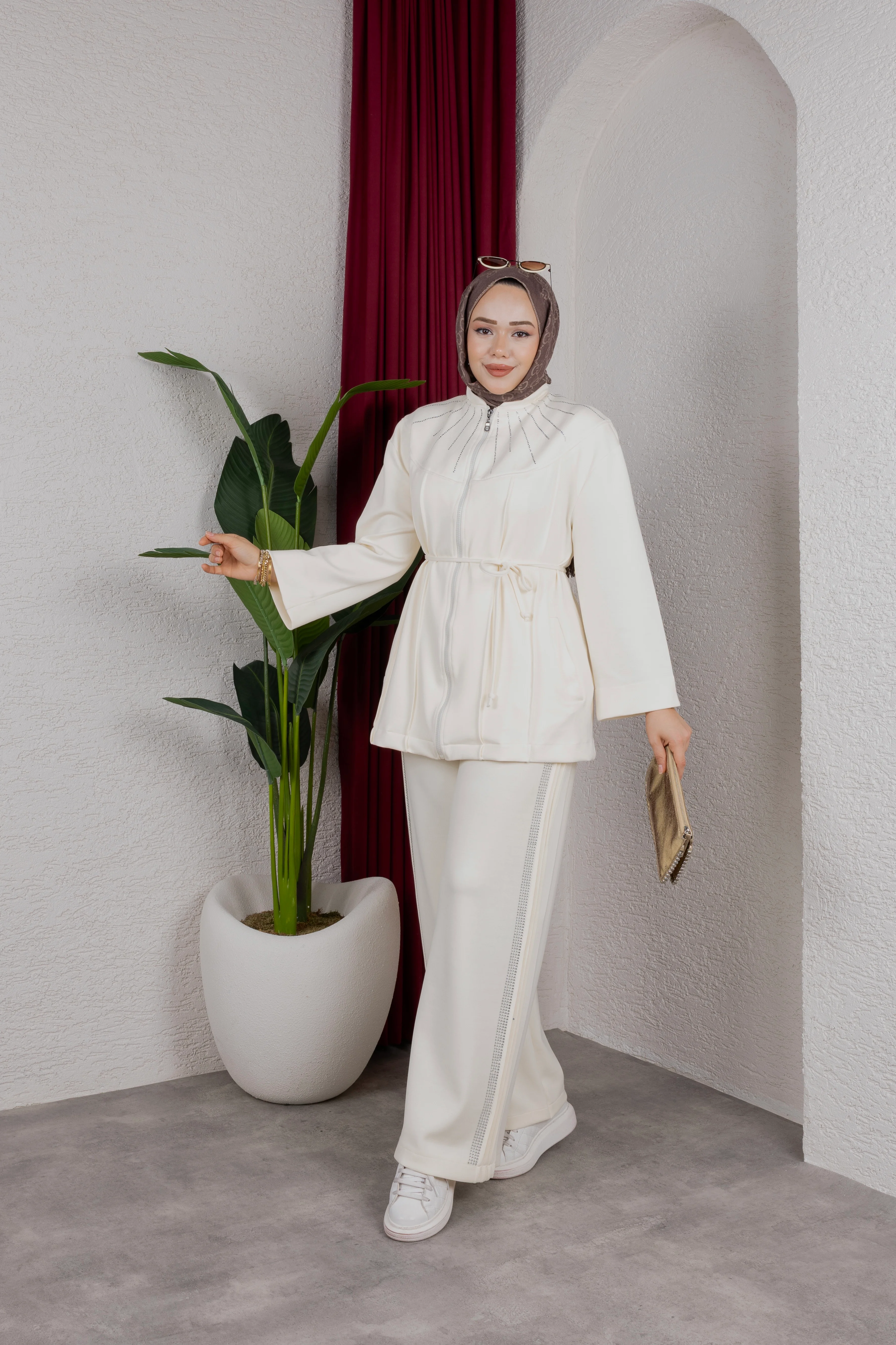 Alena Taşlı Takım Krem