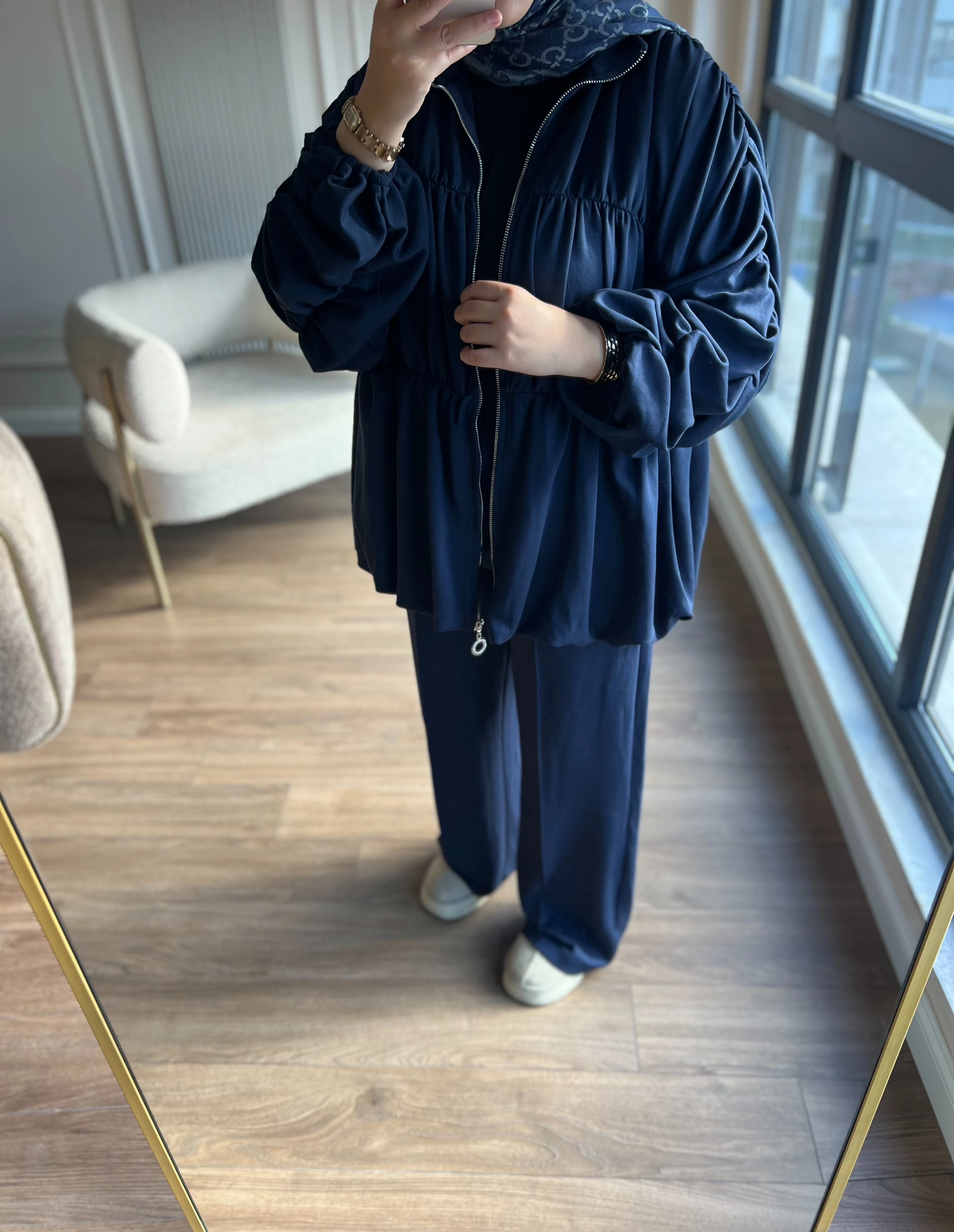 Büzgü Detaylı Pantolonlu Takım Lacivert 