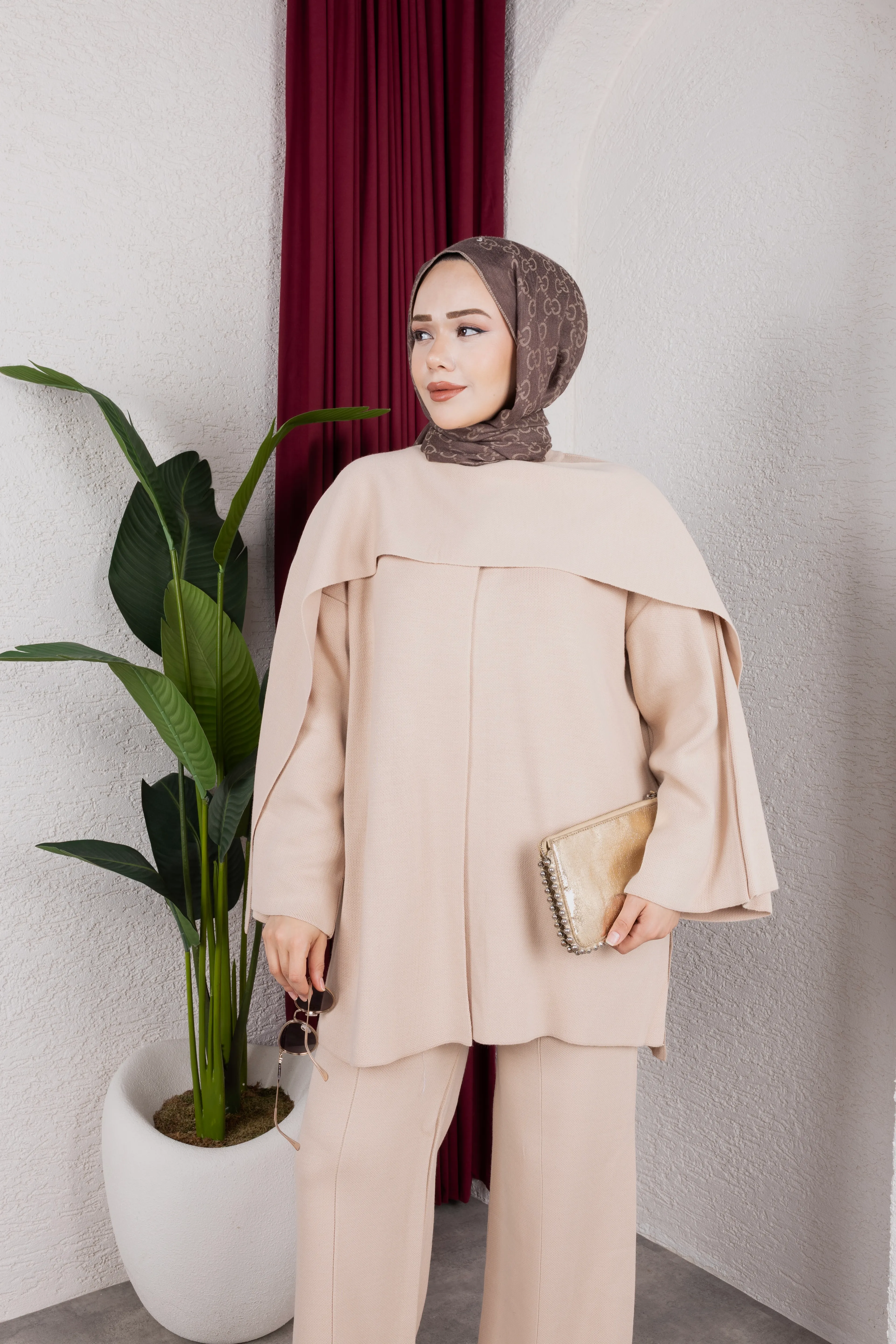 Şal Yaka Triko Pantolonlu Takum