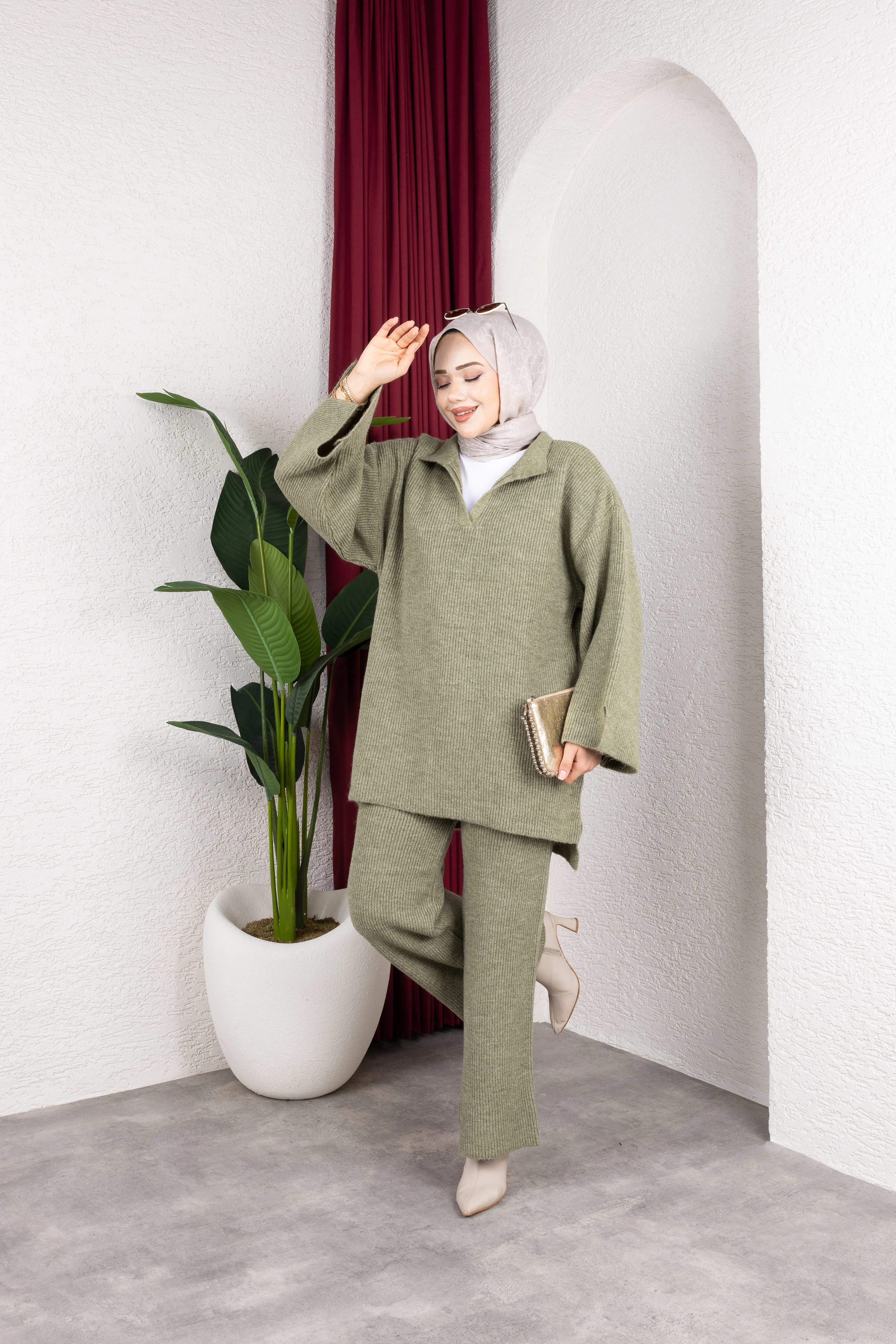 V Yaka Premıum Pantolonlu  Takım Yeşil