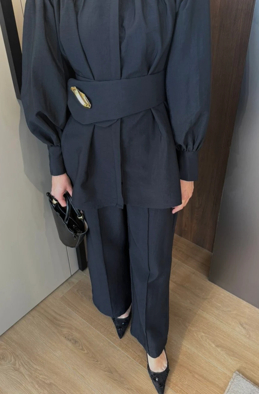 Cupra Broş Detaylı Pantolonlu Takım Siyah 