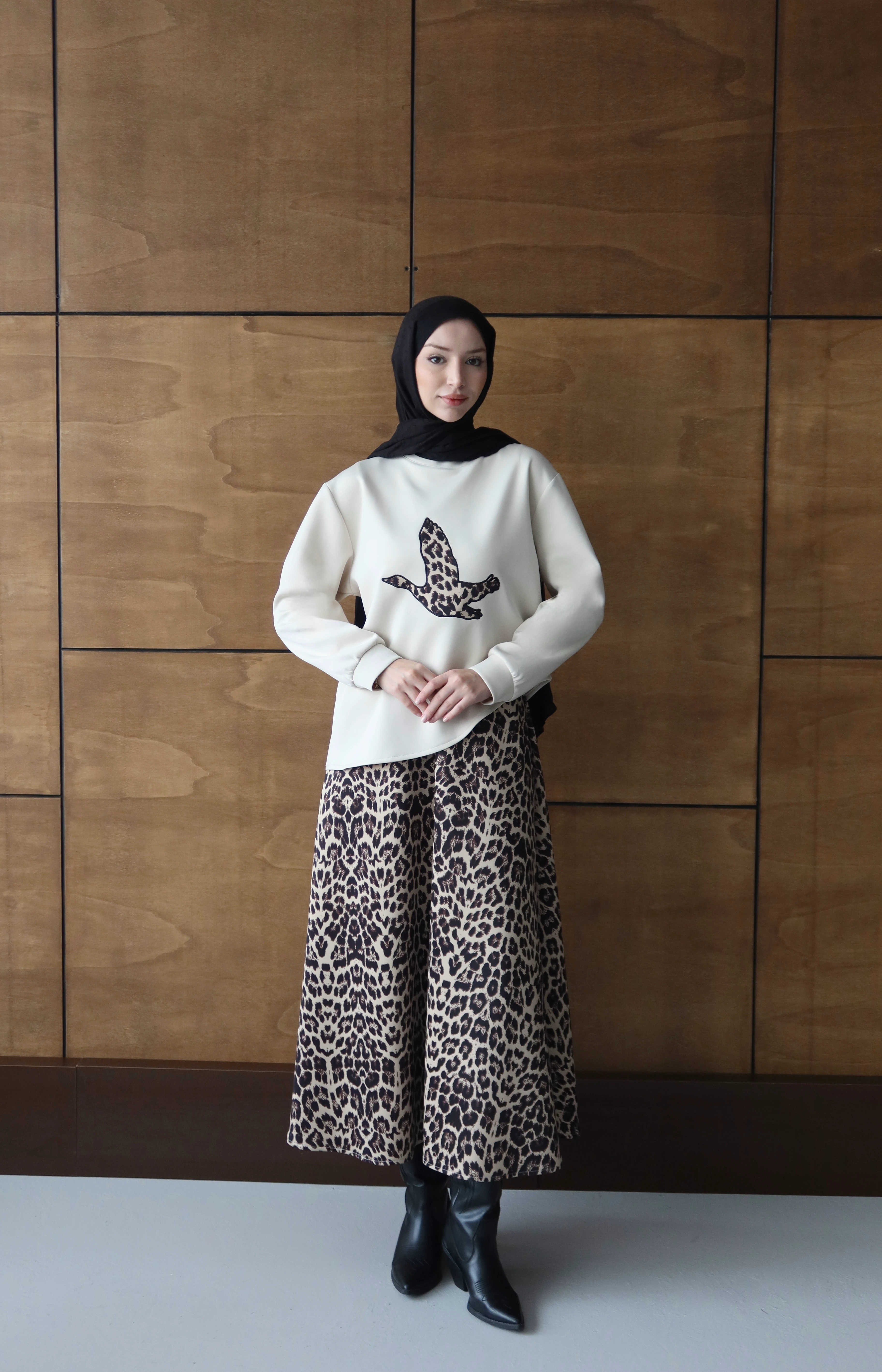 Emma Etekli Takım Taş 