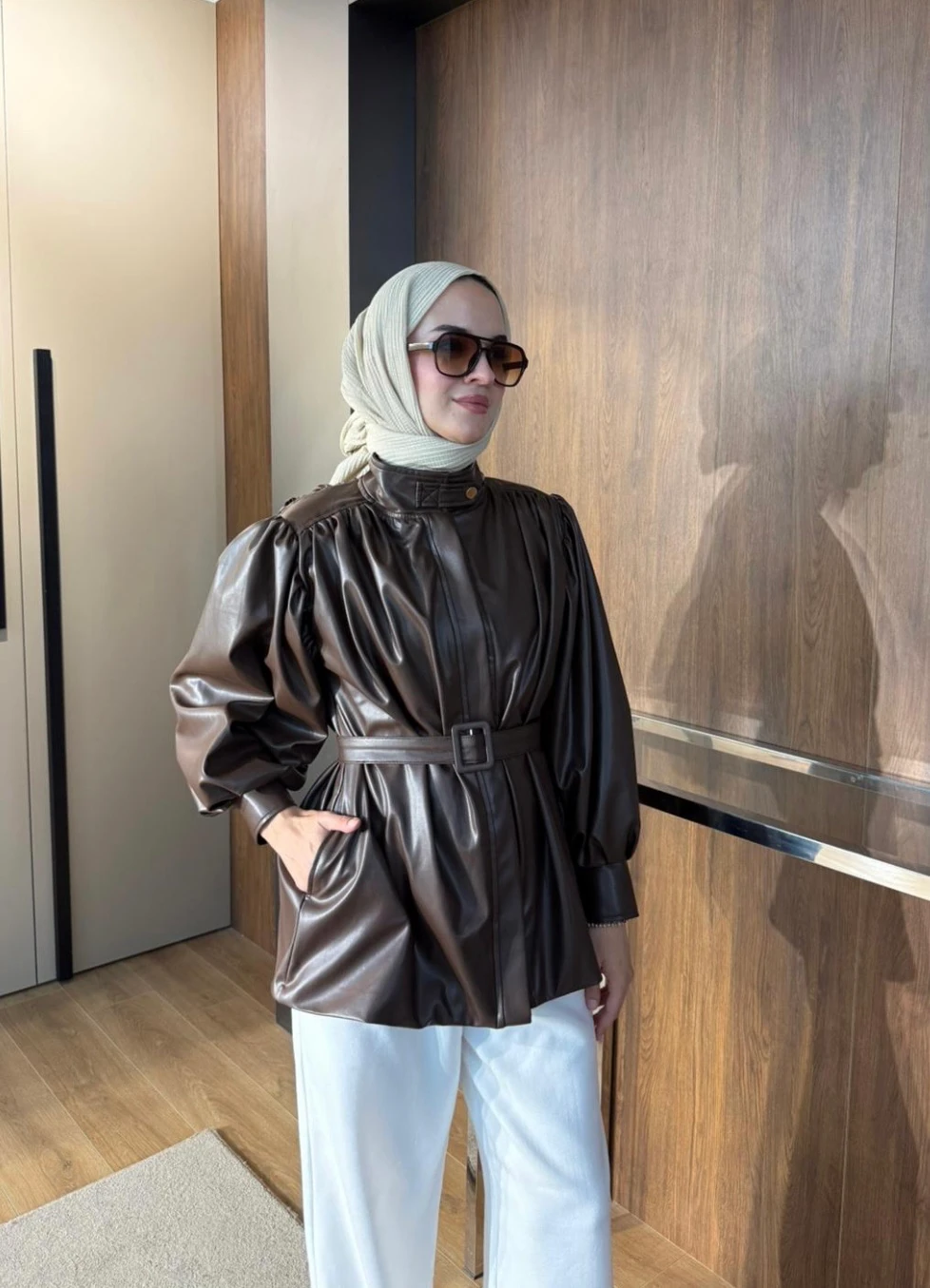 Deri Kemerli Ceket Kahve