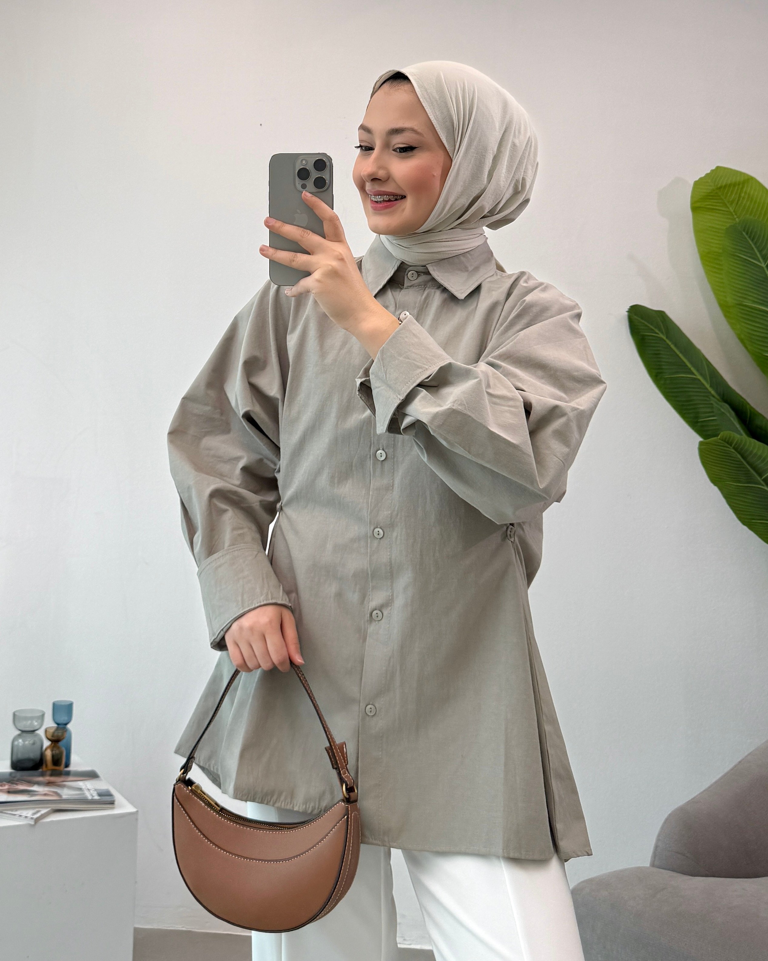 Premium Belden Düğmeli Tasarım Gömlek  - Çağla