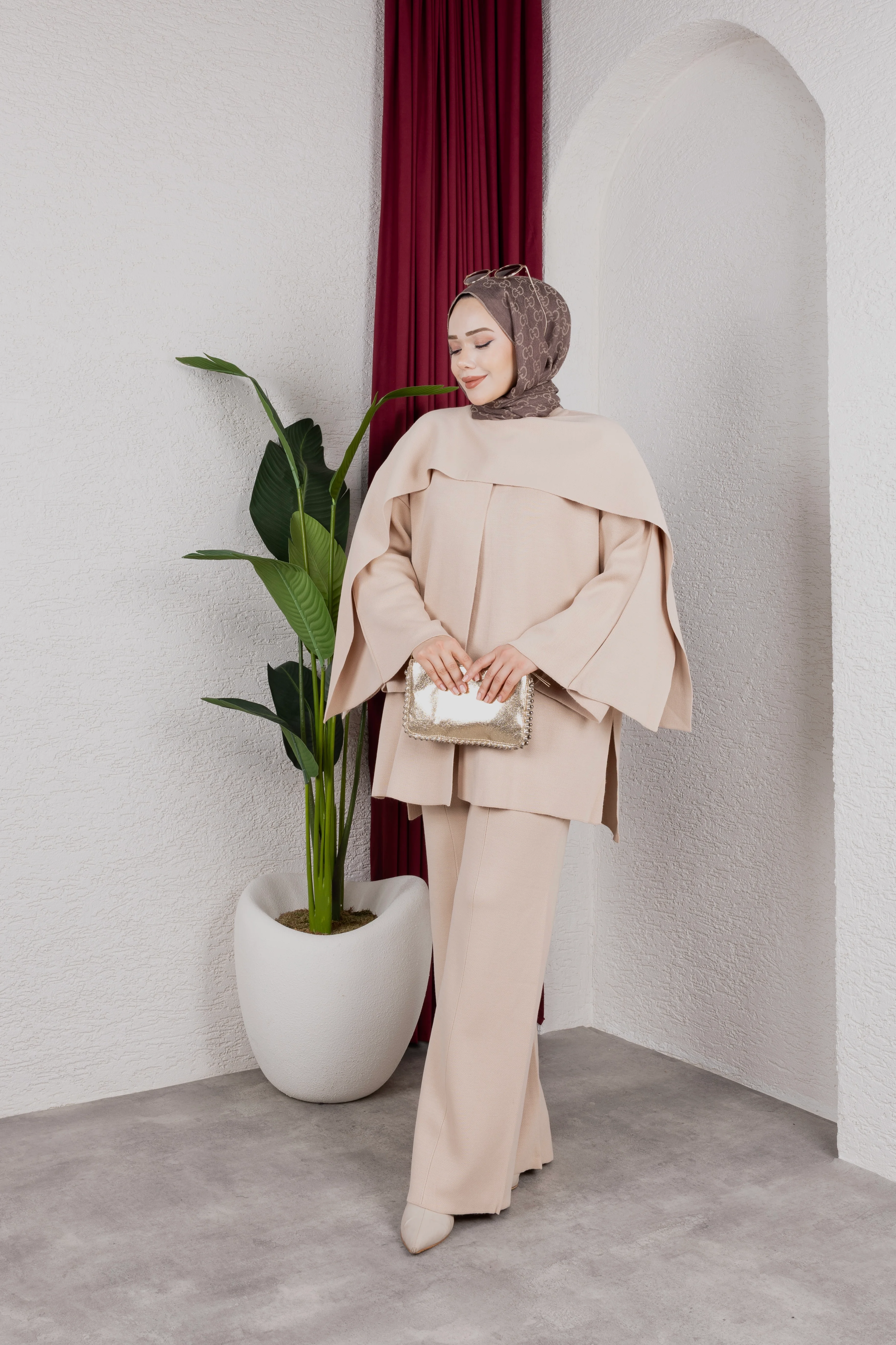 Şal Yaka Triko Pantolonlu Takum