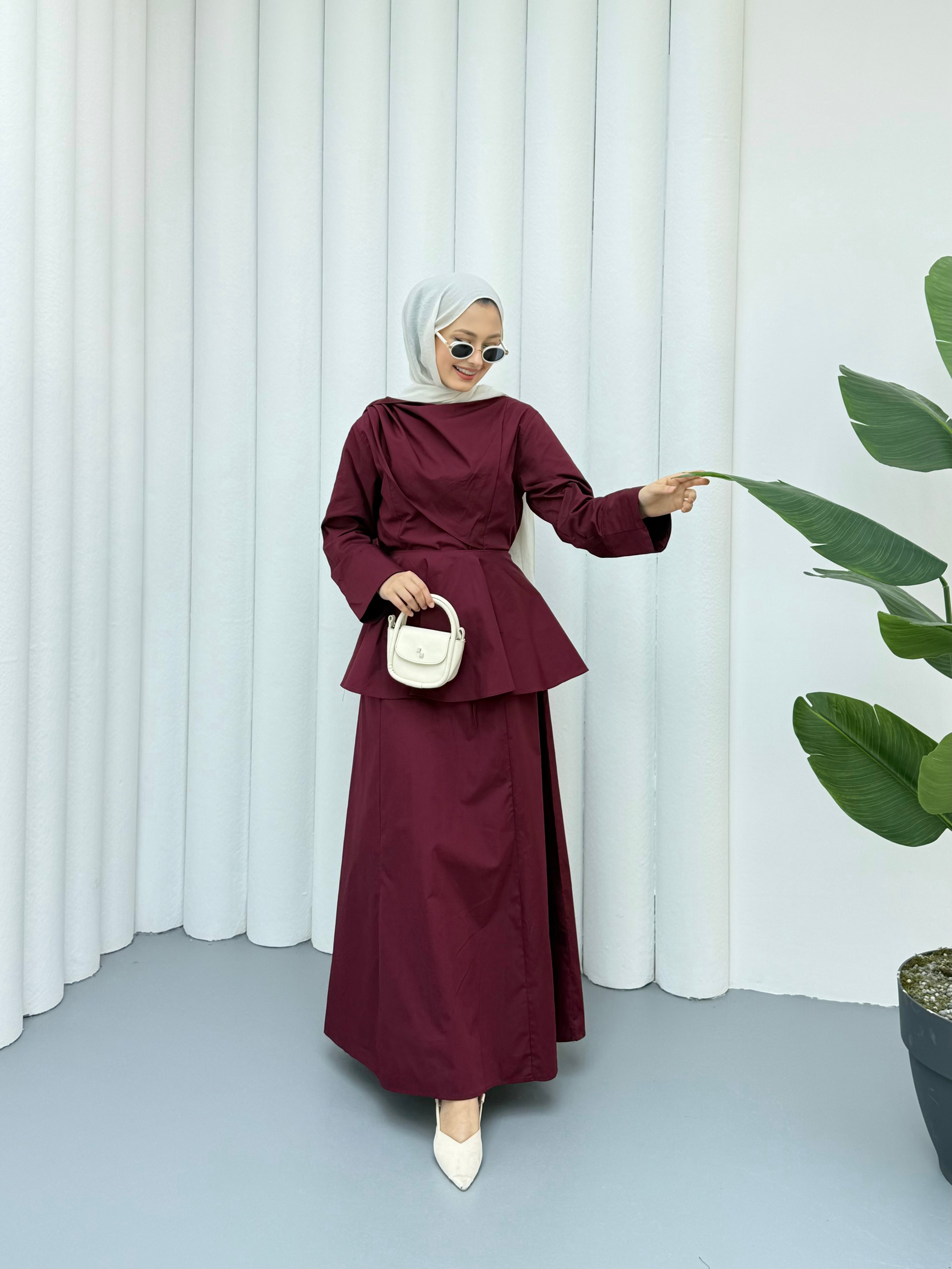 Pelerin Detaylı Pamuk Poplin Elbise - Bordo