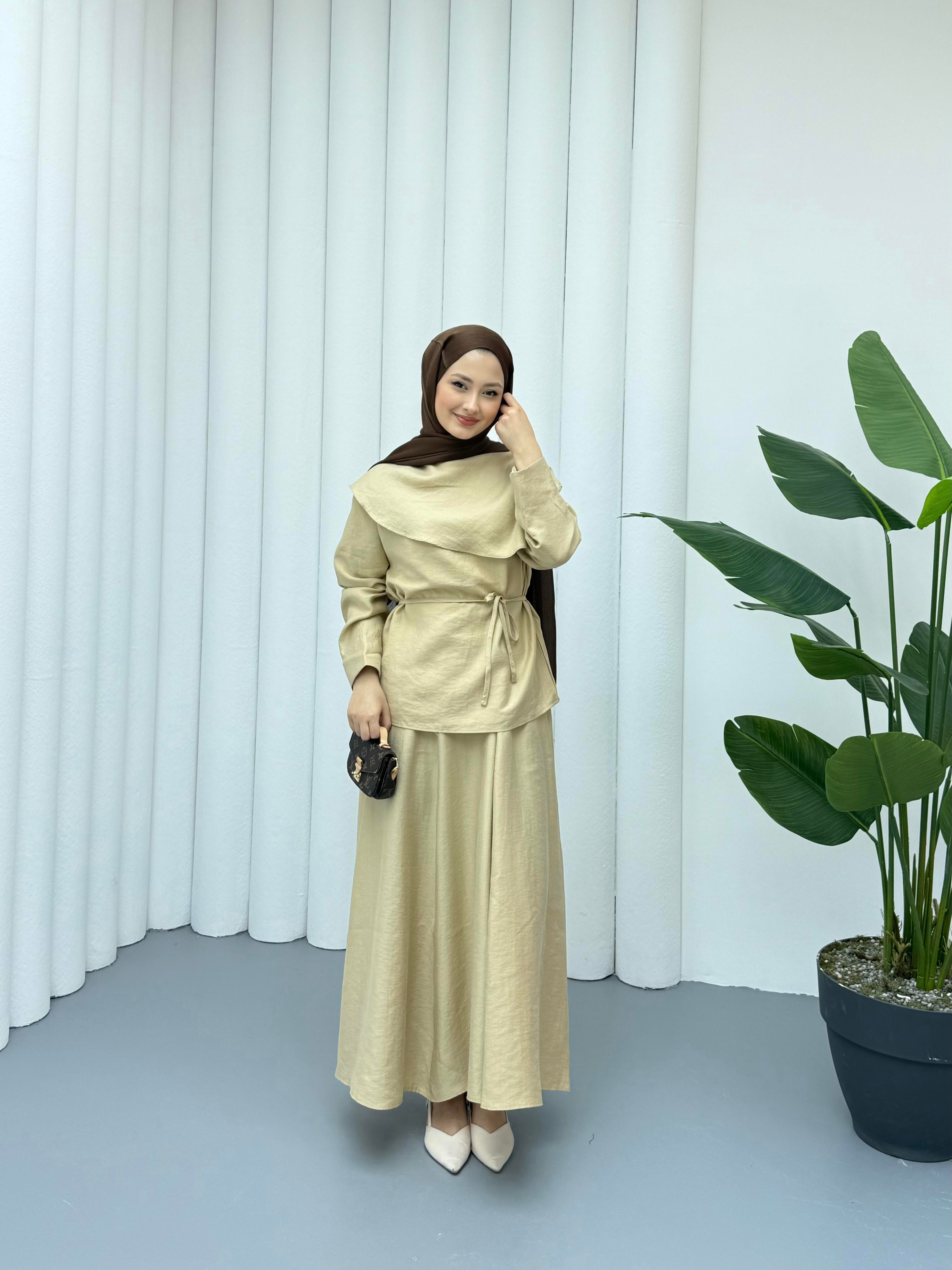 Pelerin Detaylı Etek Takım - Camel