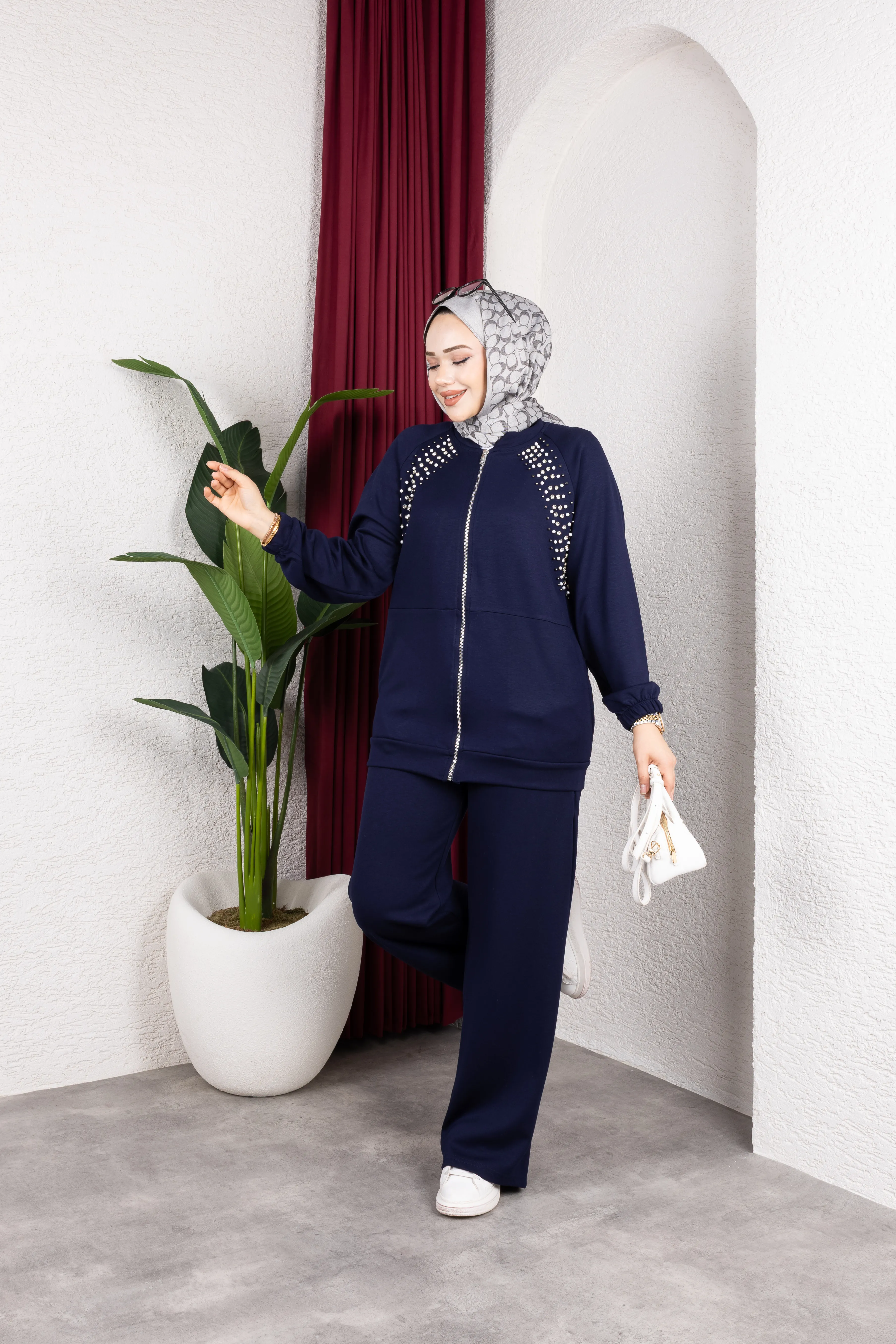 Oysh Premium Taşlı Takım Lacivert