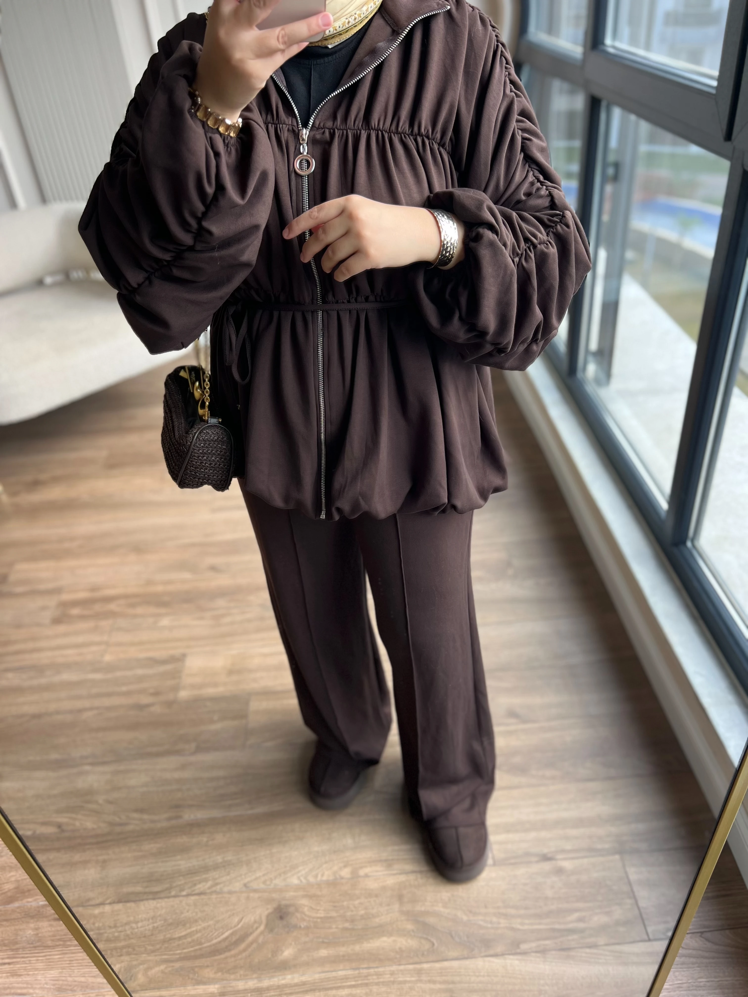 Büzgü  Detay Pantolonlu Takım Kahverengi 