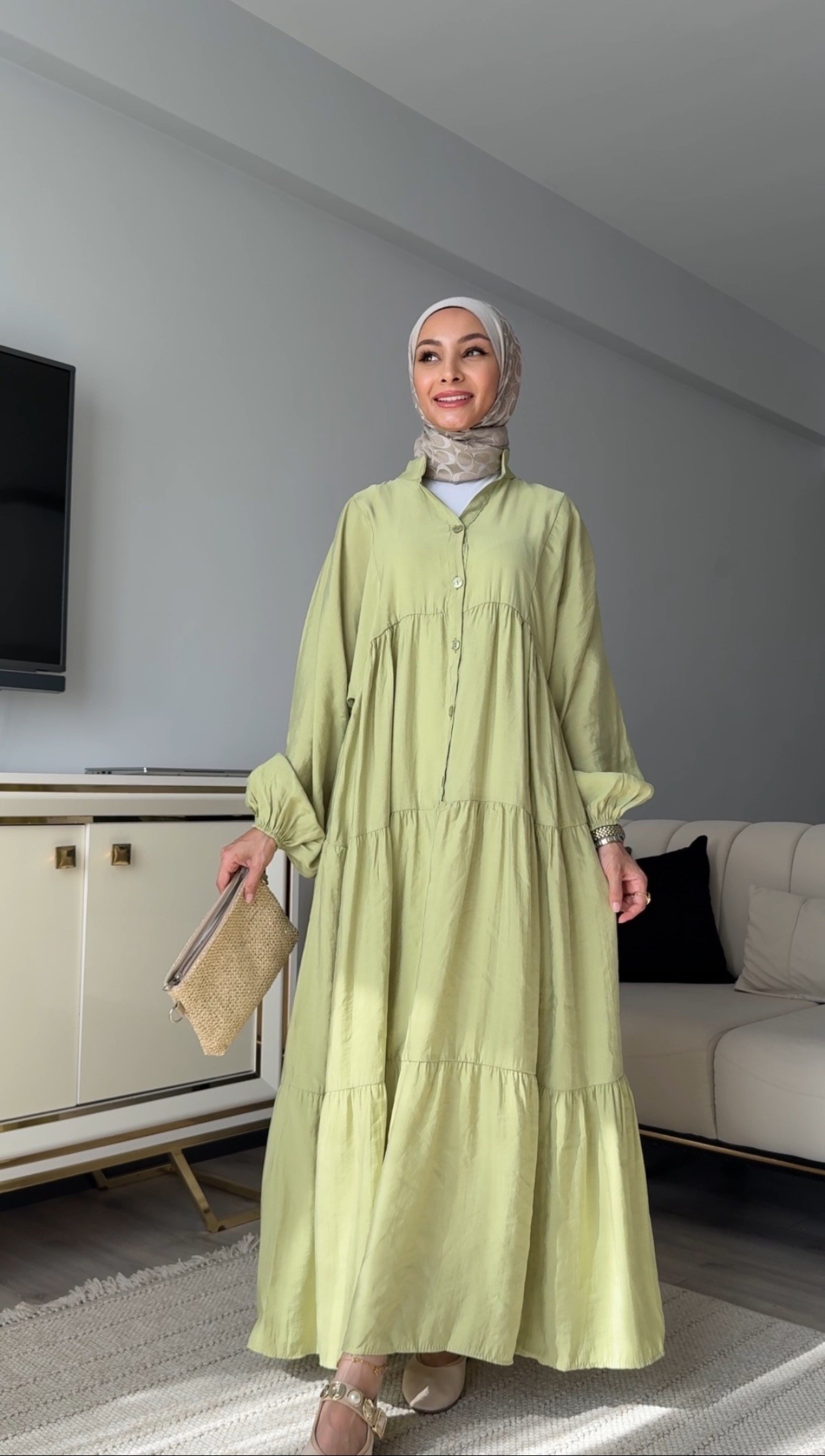 PASTEL YEŞİL TENSEL ELBİSE