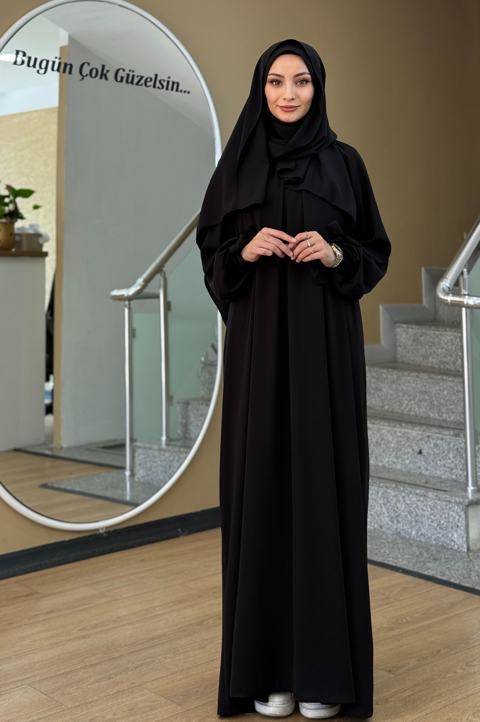 MERYEM MODEL SİYAH