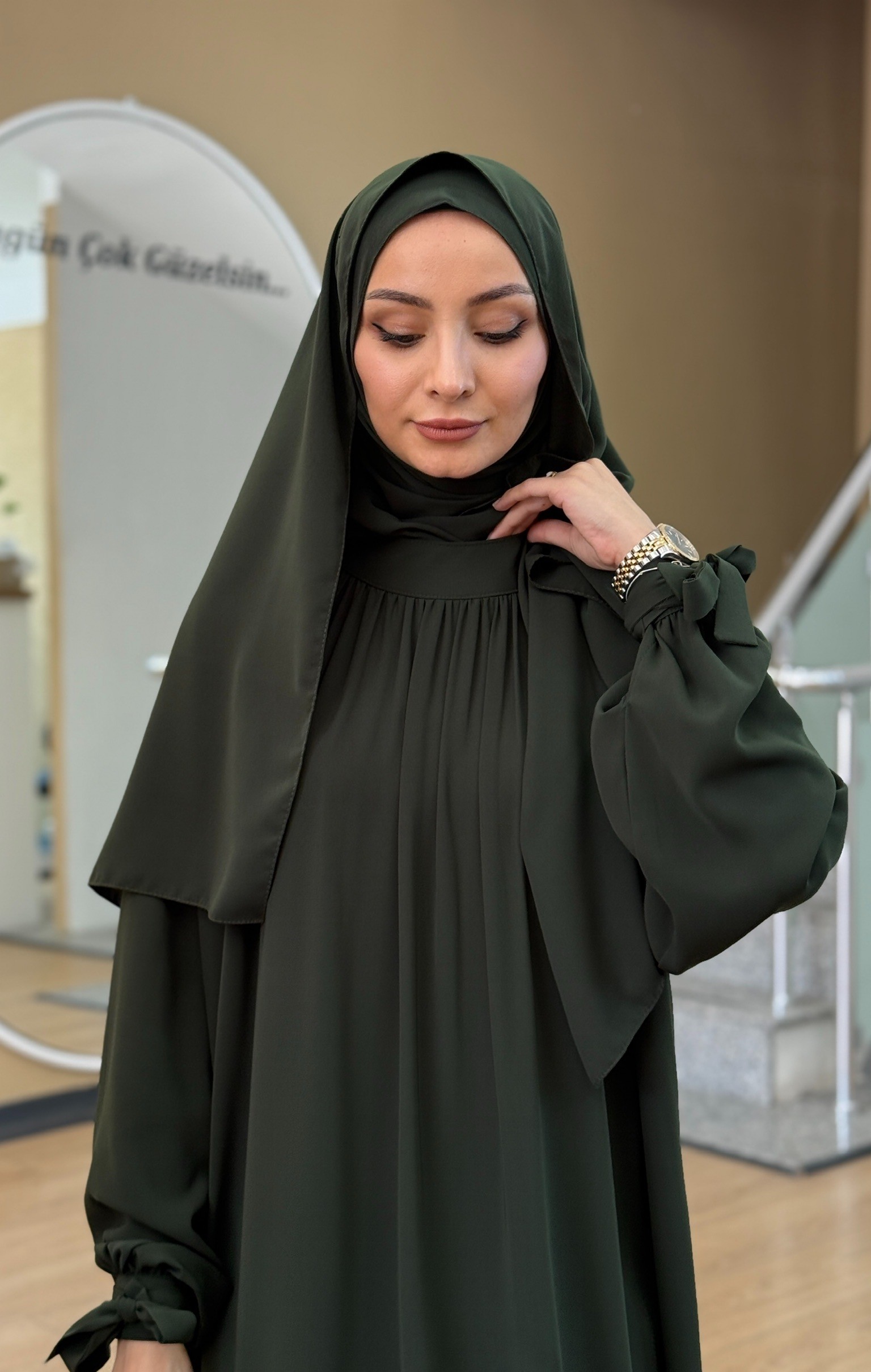 MERYEM MODEL ZÜMRÜT YEŞİLİ