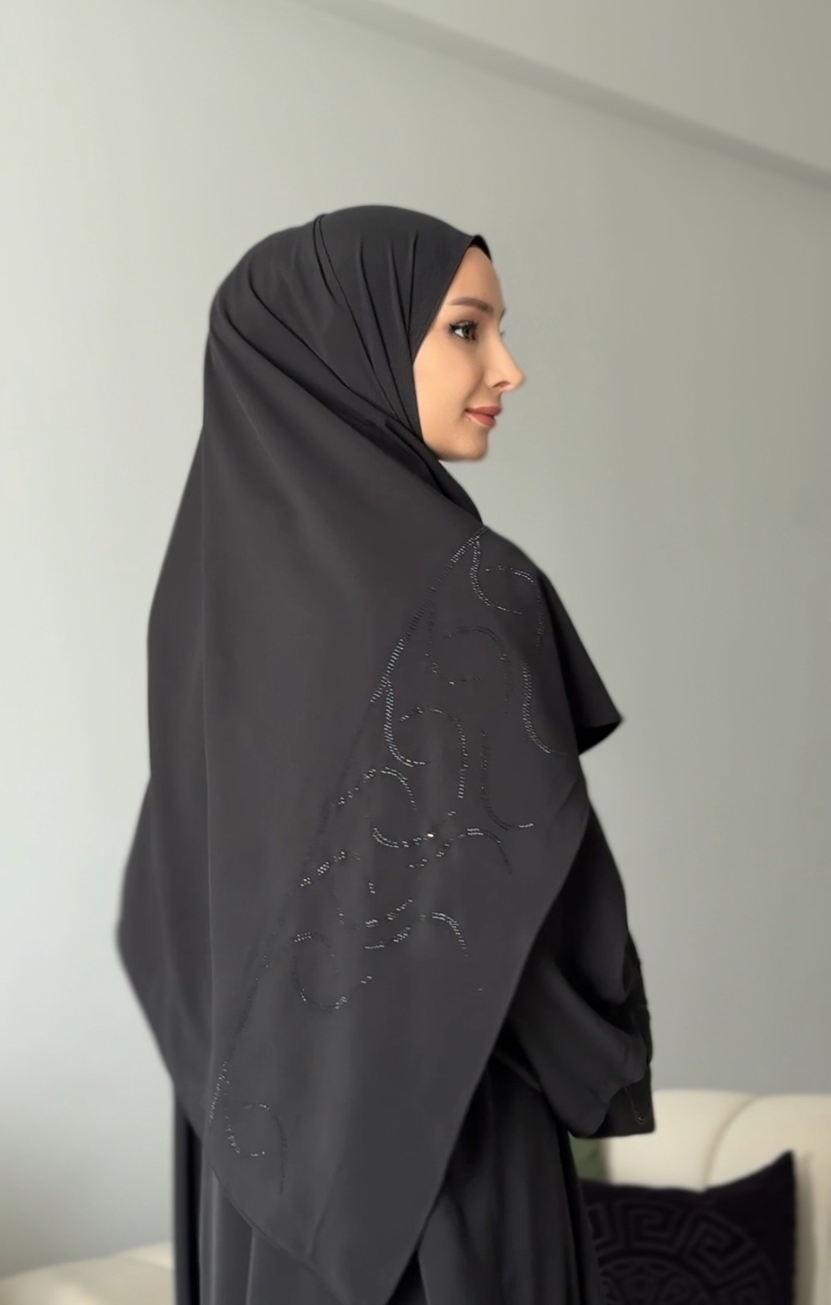ZARİF ABAYA SİYAH TAŞ 