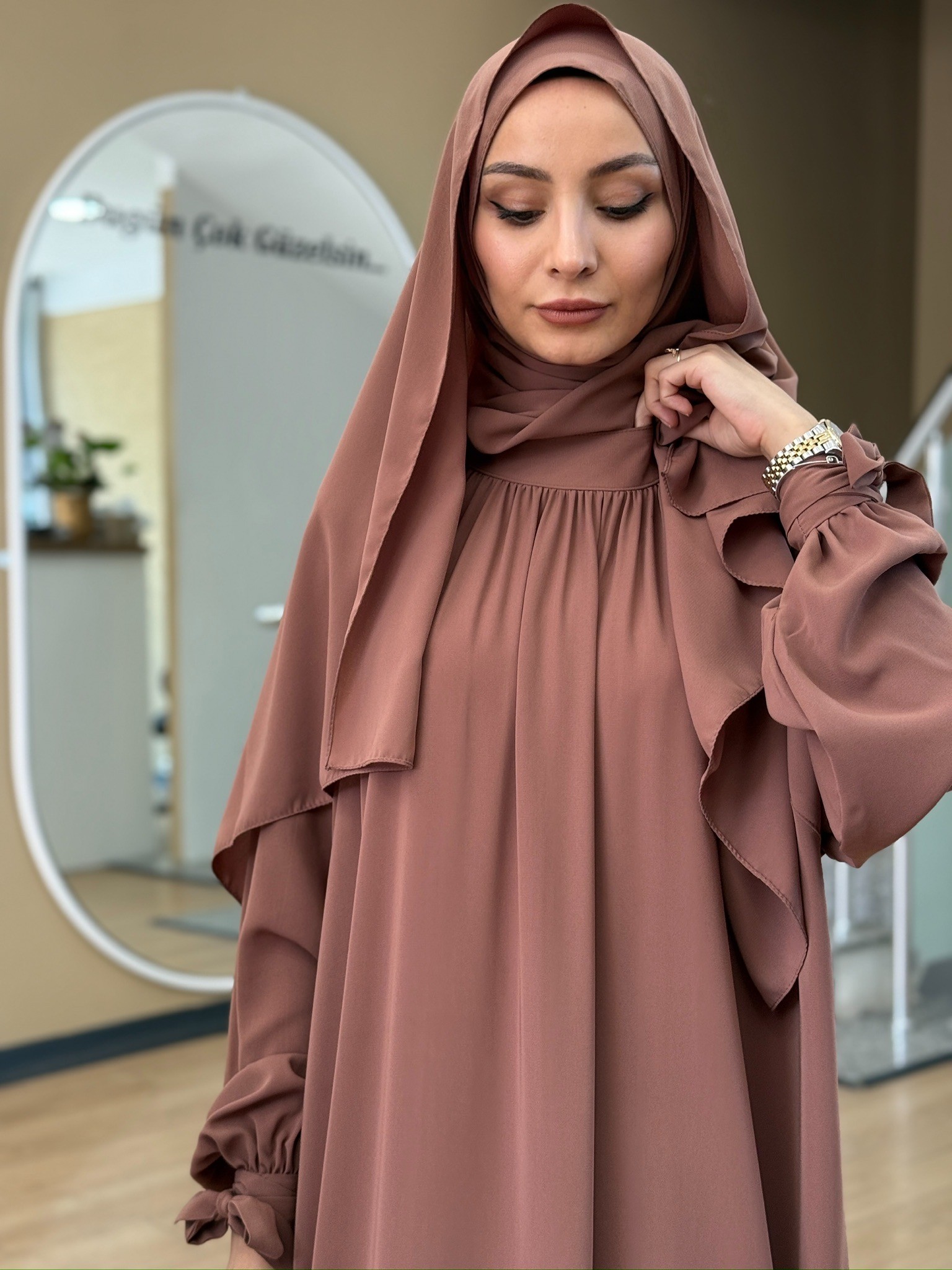 MERYEM MODEL SÜTLÜ KAHVE