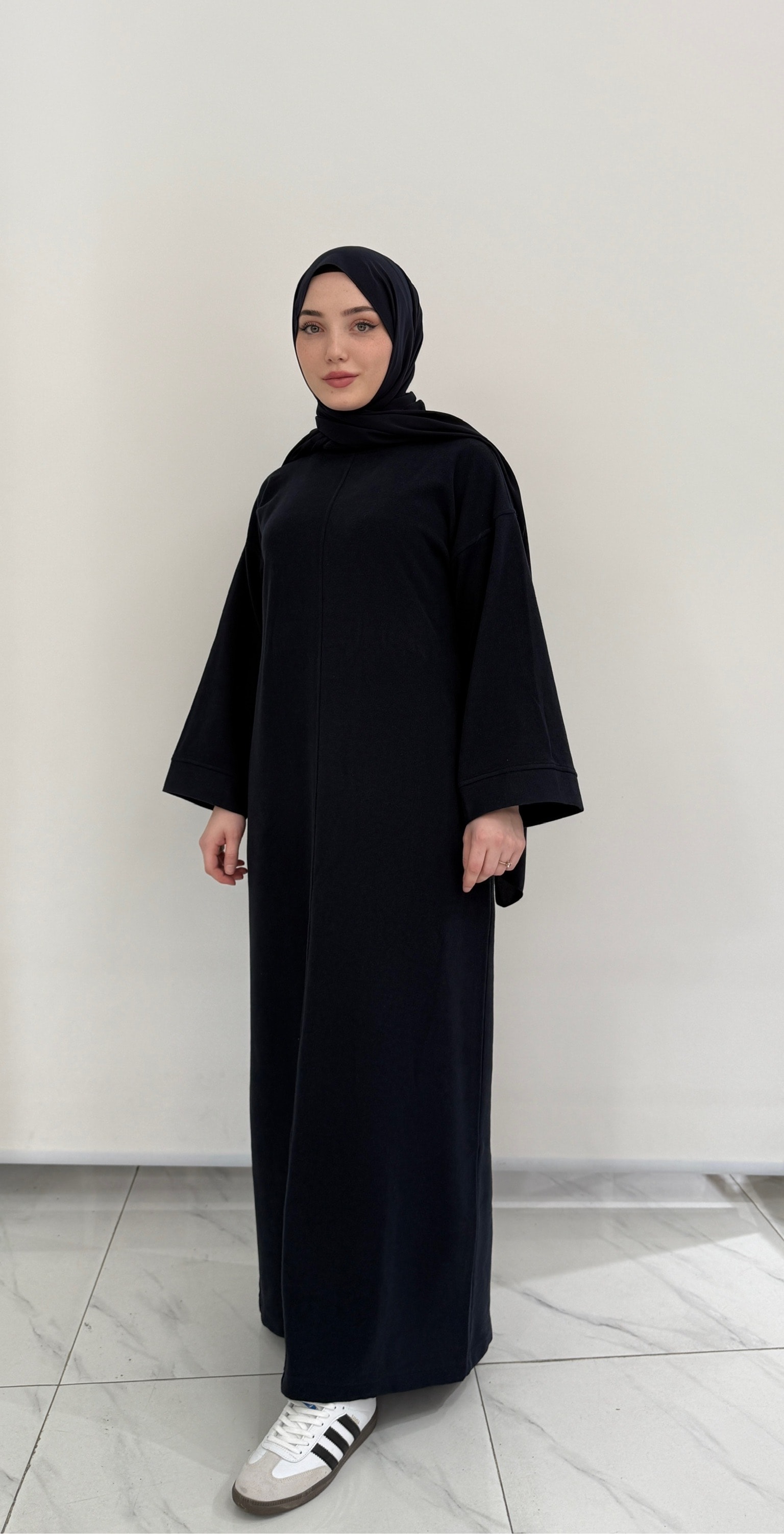 SİYAH ÖRME ELBİSE