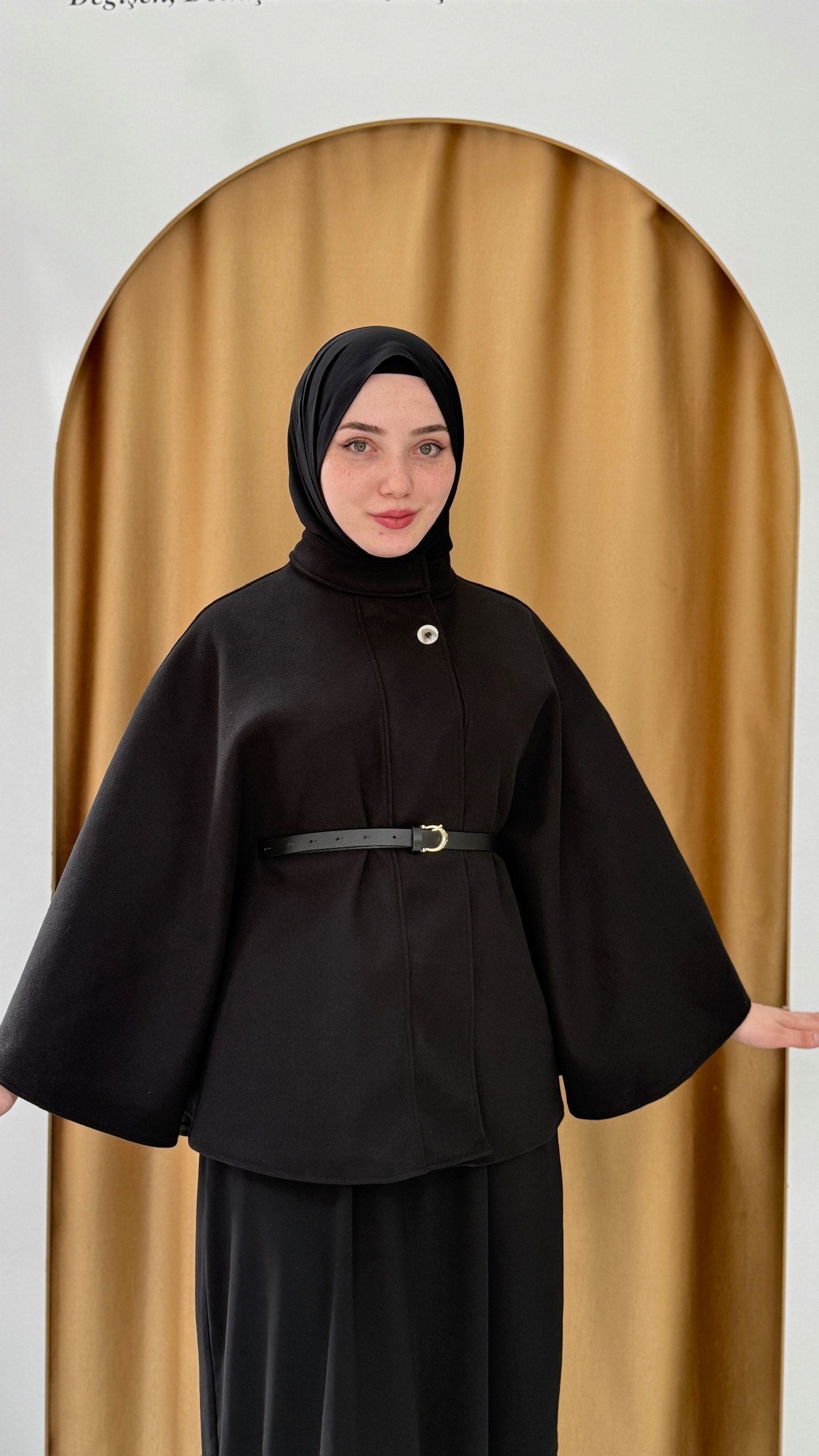 KEMERLİ KAŞE SİYAH PANÇO