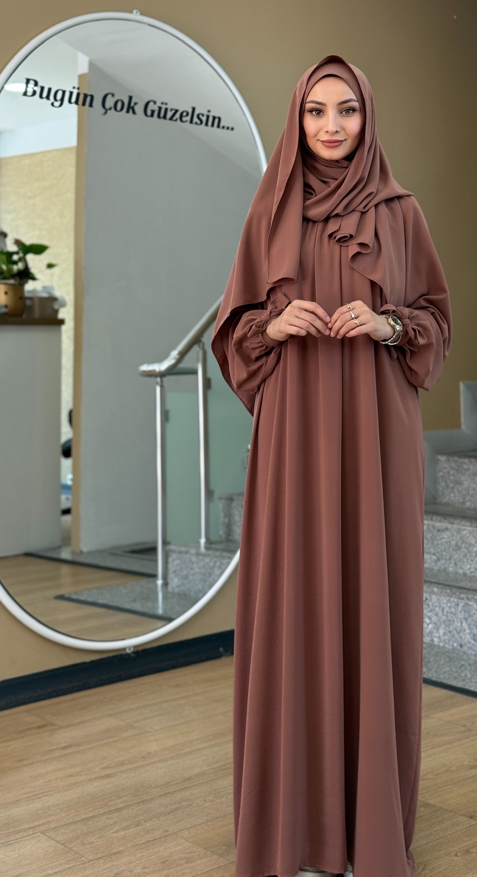 MERYEM MODEL SÜTLÜ KAHVE