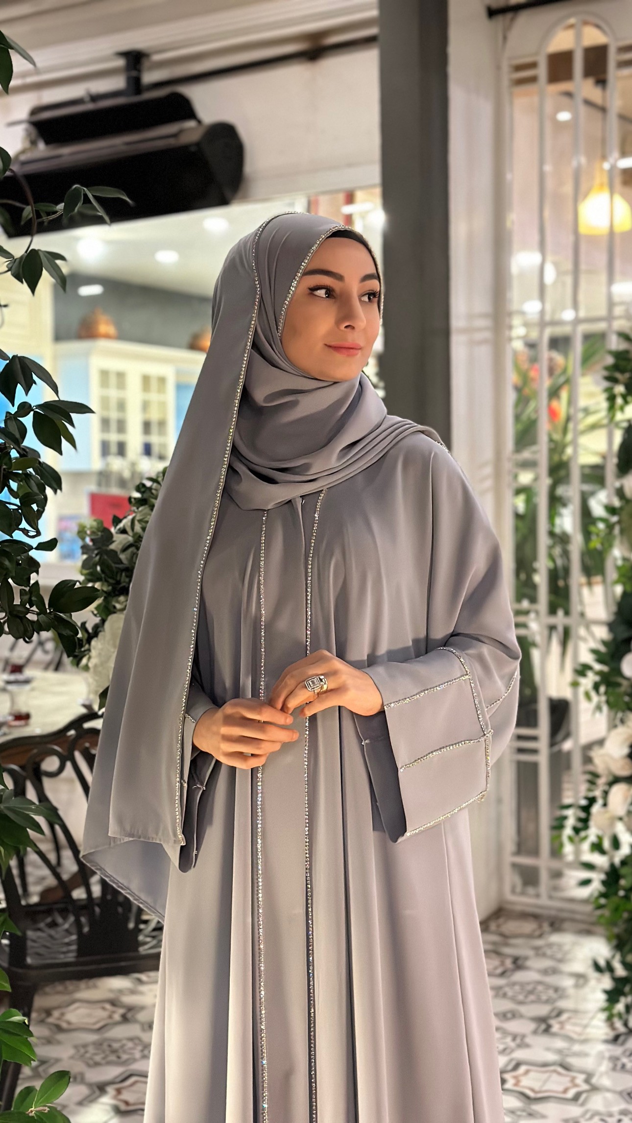 SWAROVSKİ TAŞLI ABAYA GRİ