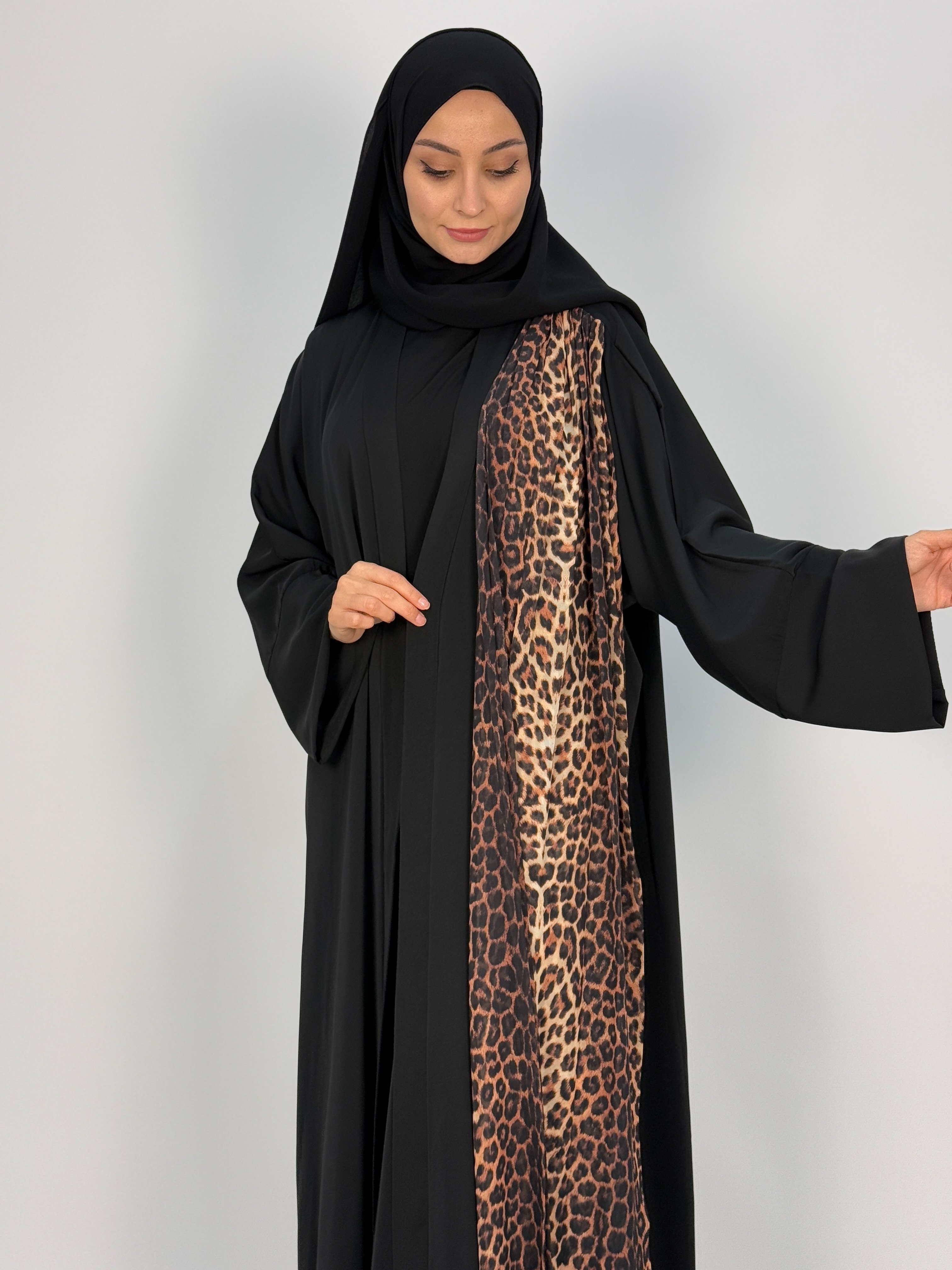 LEOPAR ABAYA 