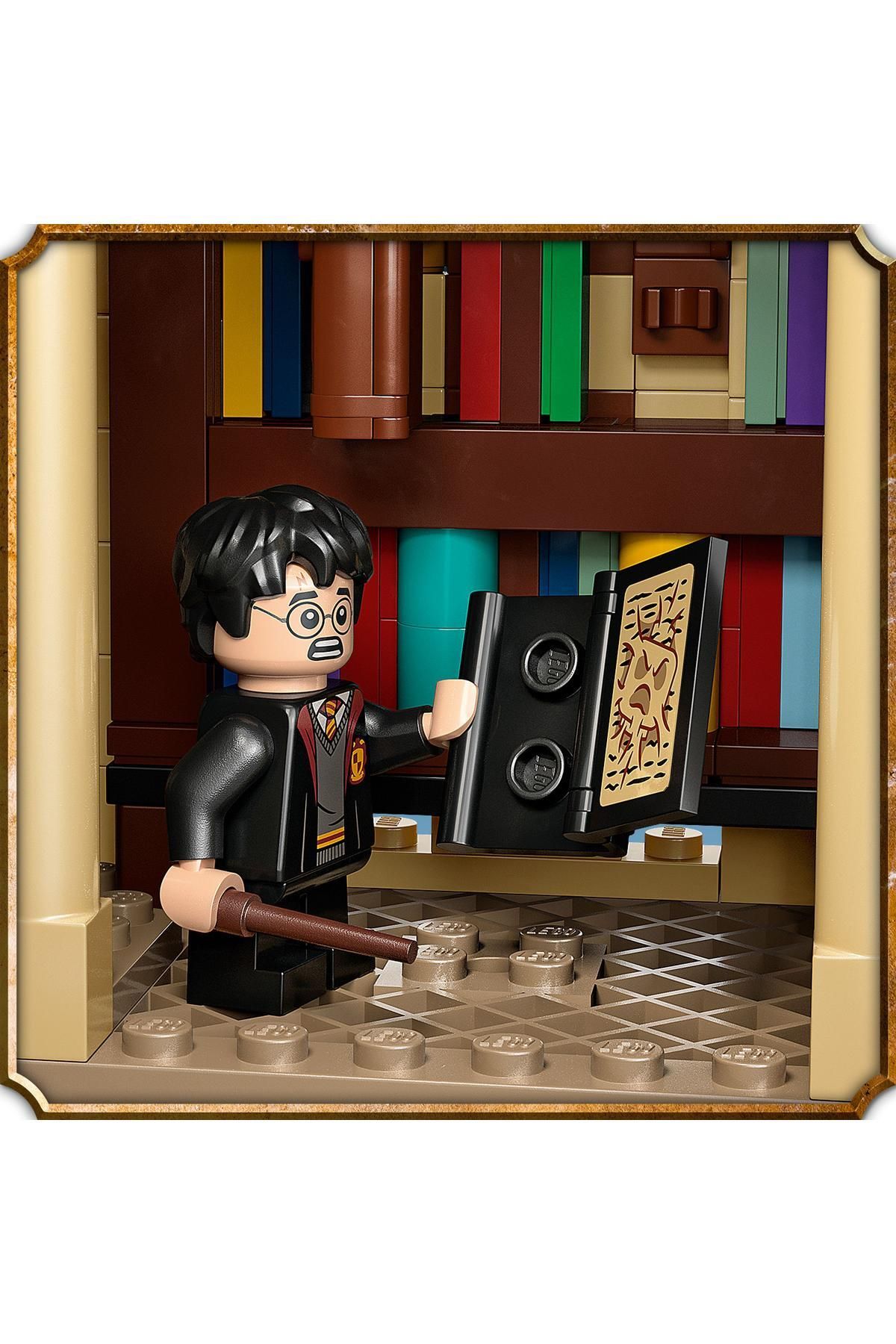® Harry Potter™ Hogwarts™: Dumbledore’un Ofisi 76402 - 8 Yaş ve Üzeri İçin Yapım Seti(654 Parça)