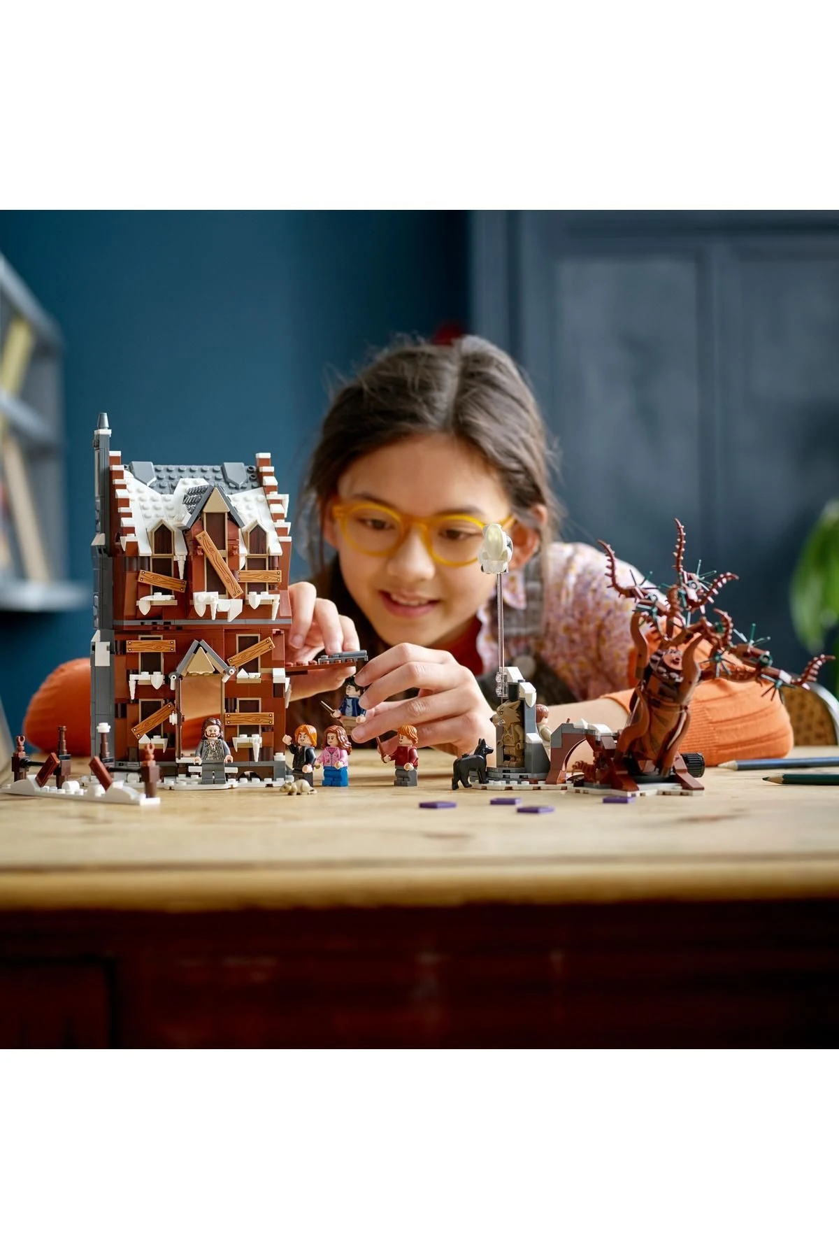 ® Harry Potter™ Bağıran Baraka ve Şamarcı Söğüt 76407 -9 Yaş ve Üzeri için Yapım Seti(777 Parça)