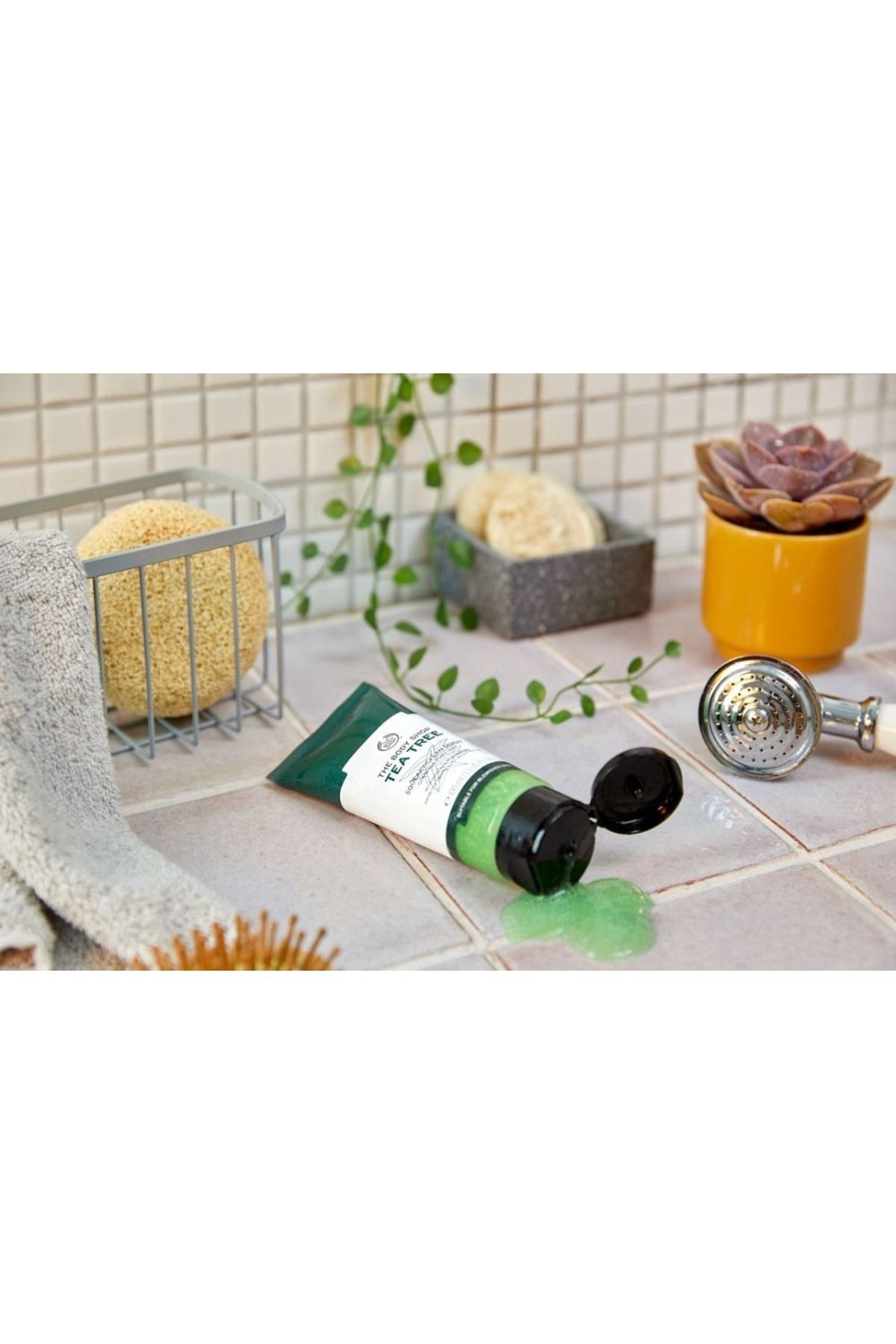 Çay Ağacı Yağı Günlük Yüz Temizleme Peelingi, Tea Tree Squeaky-clean Scrub