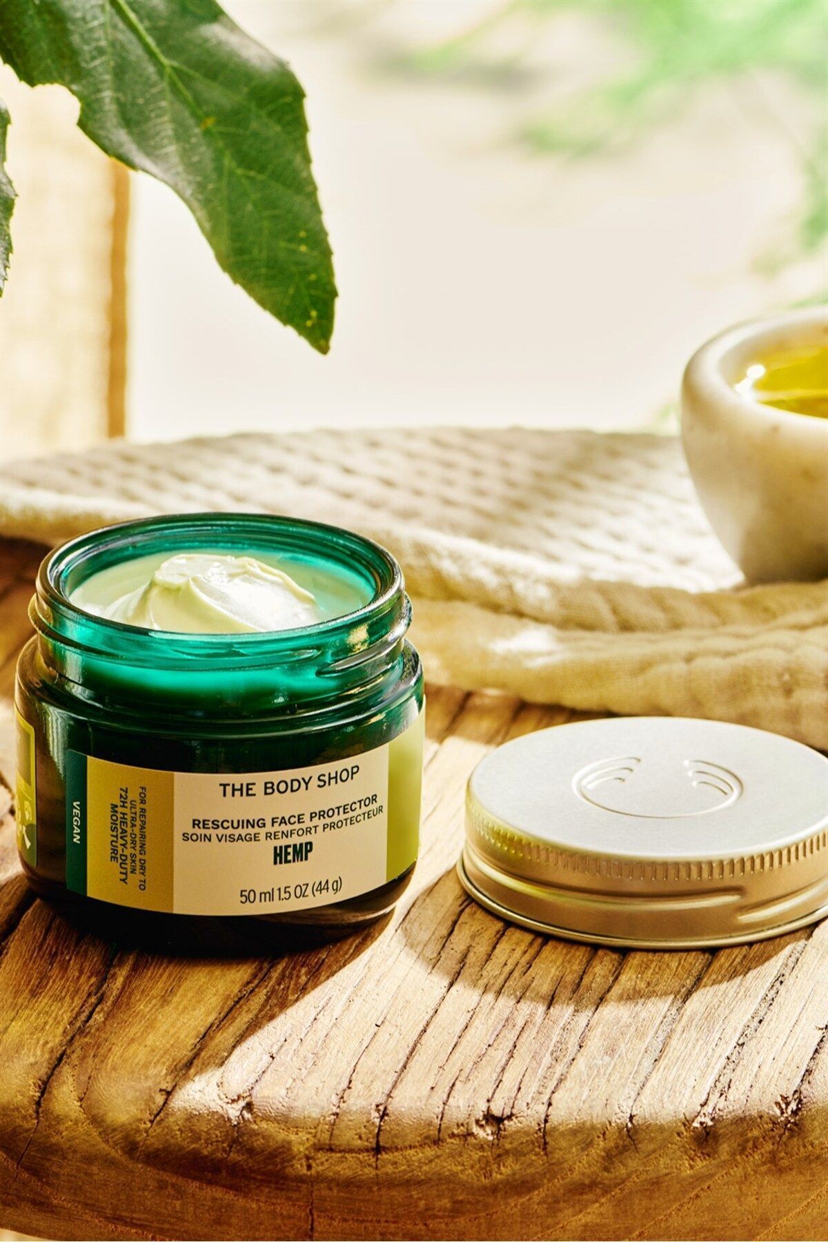 Hemp Kenevirli Koruyucu Ve Yoğun Nemlendirici Yüz Kremi 50 ml