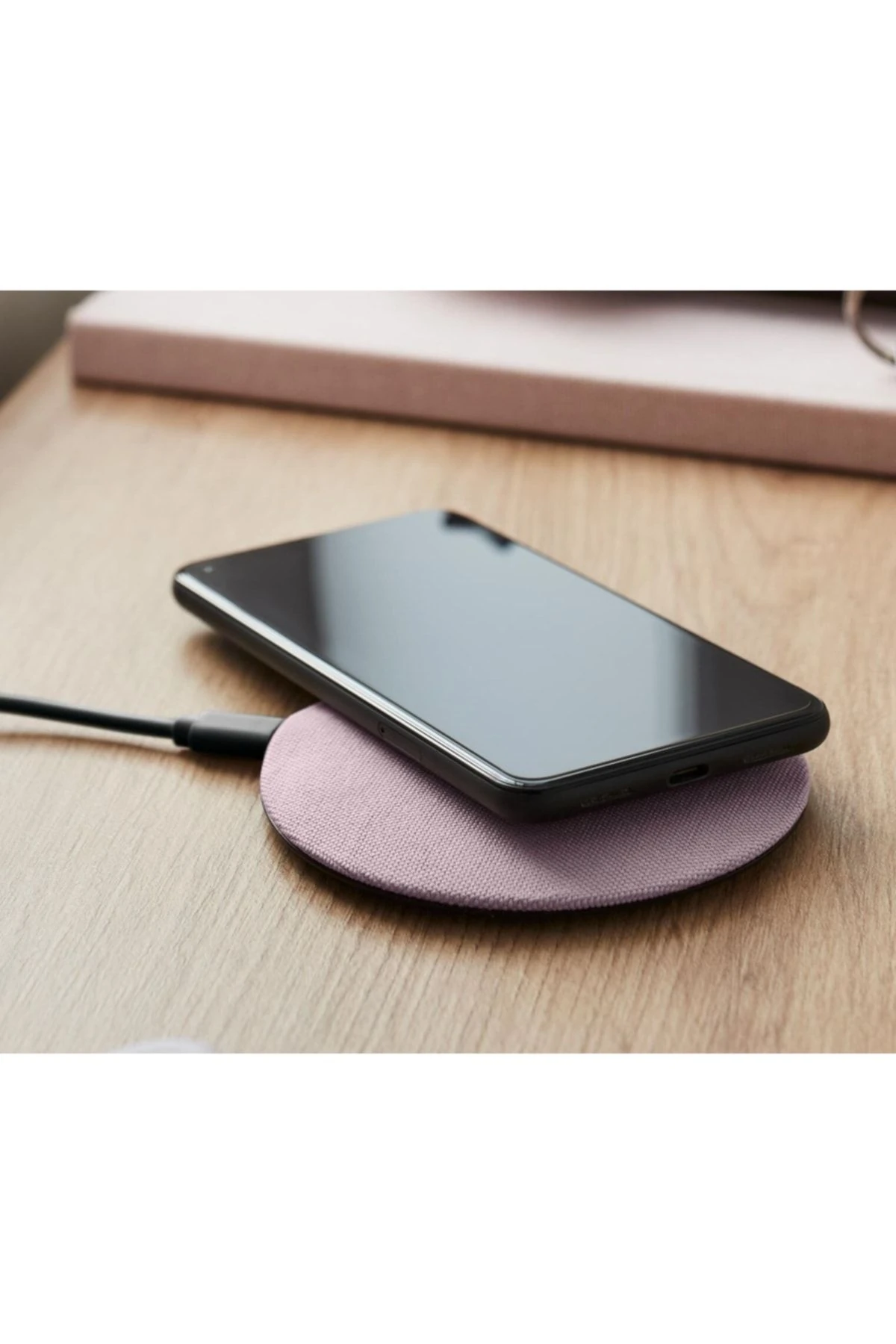 Kablosuz Şarj Istasyonu, Açık Pembe