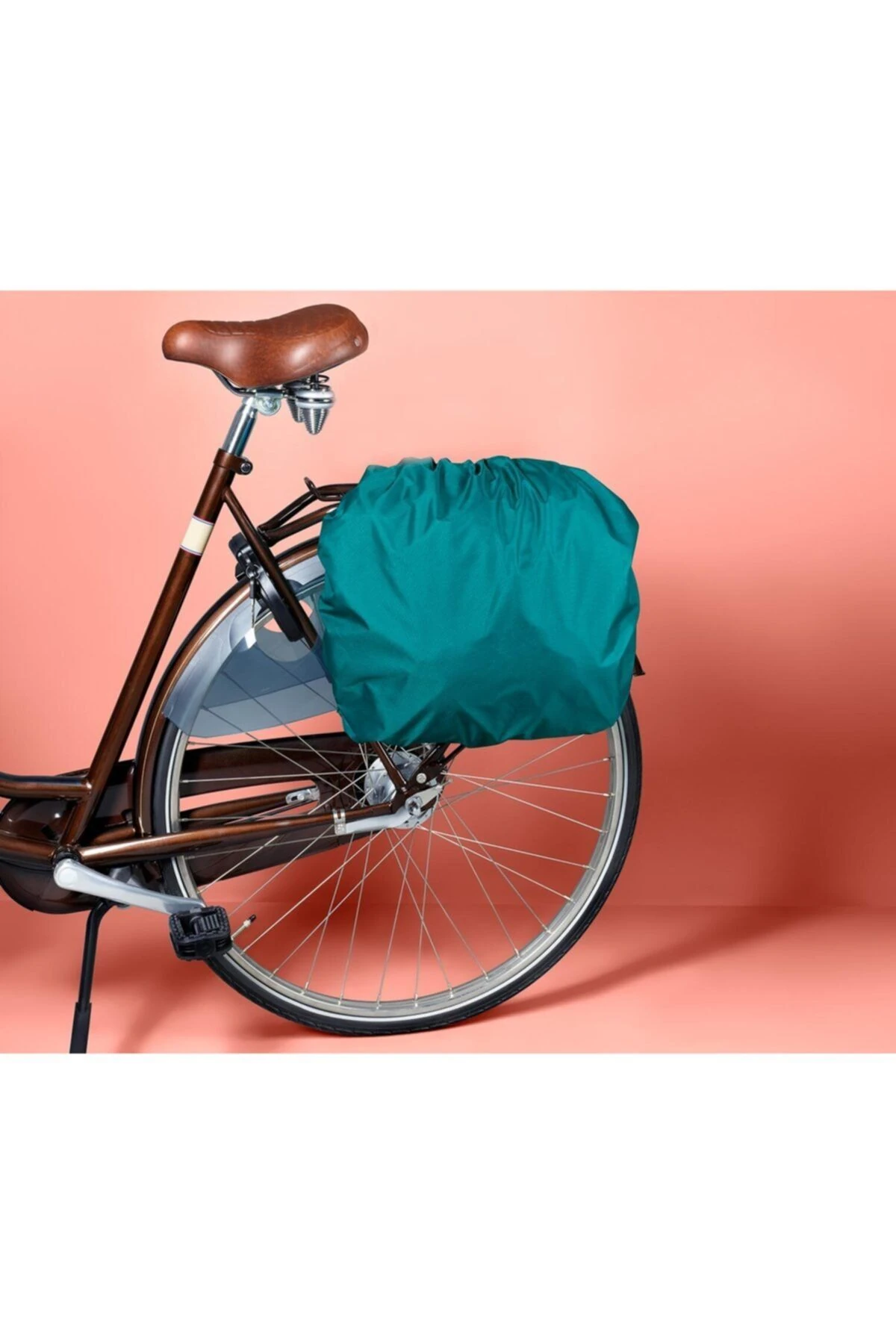 Bisiklet Ve Omuz Çantası