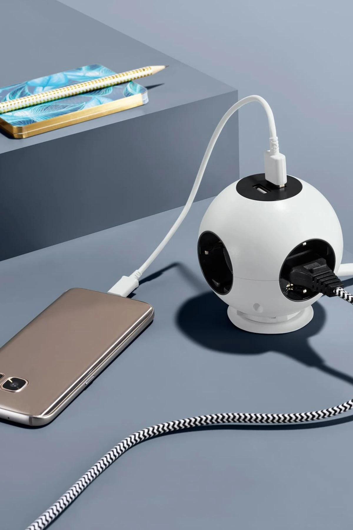 Usb Şarj Fonksiyonlu Priz Topu 140497