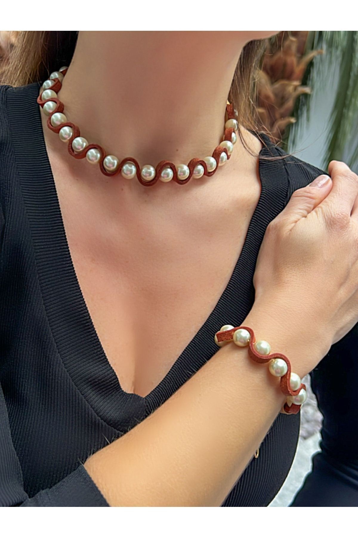 Şık Deri Ve Inci Choker Kolye Bileklik Seti