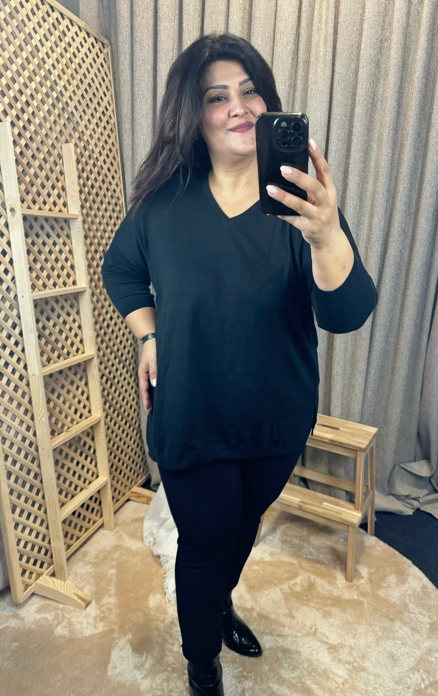 İnce Triko Salaş V Yaka Pamuklu Siyah