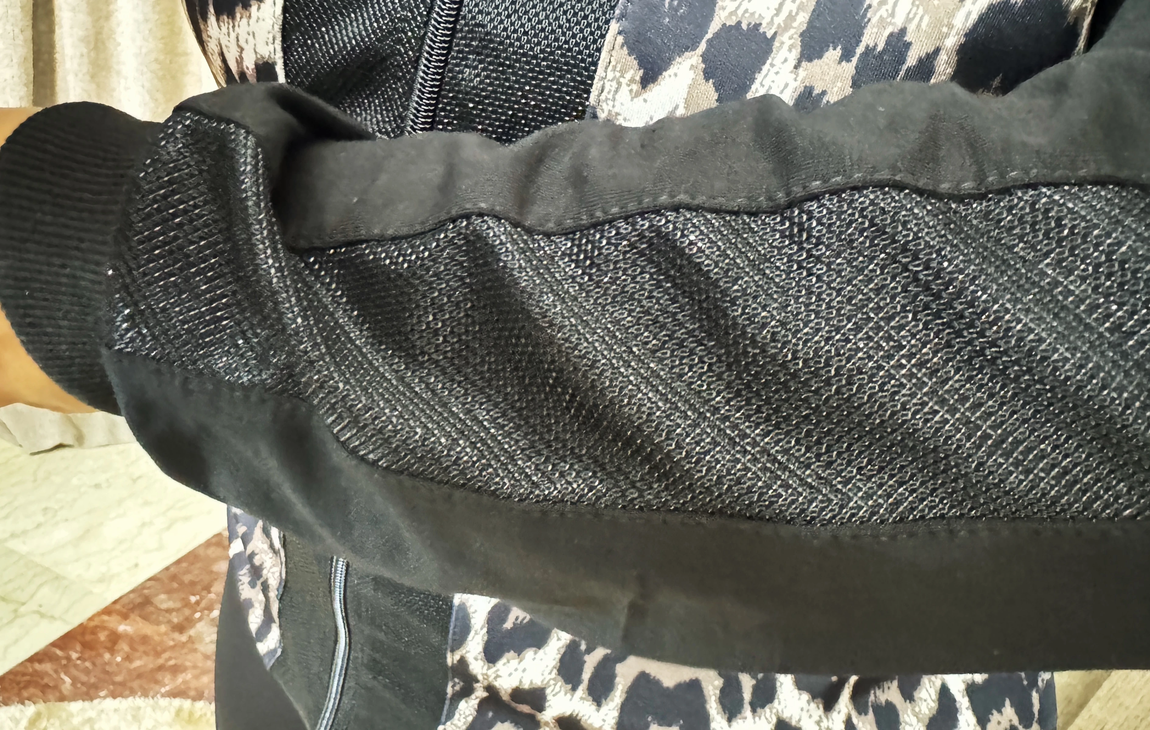 Leoparlı Kol Detaylı Eşofman Takımı