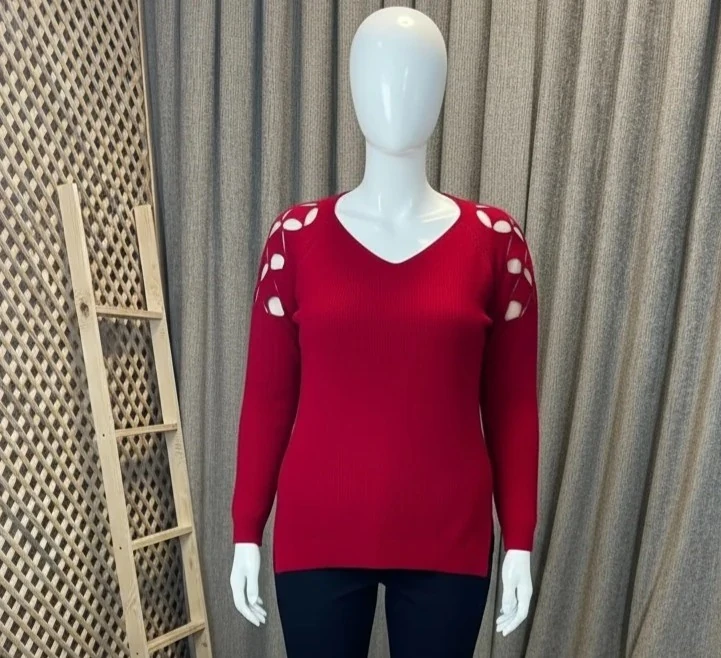 Kazak Omuz Baklava V Yaka Kırmızı