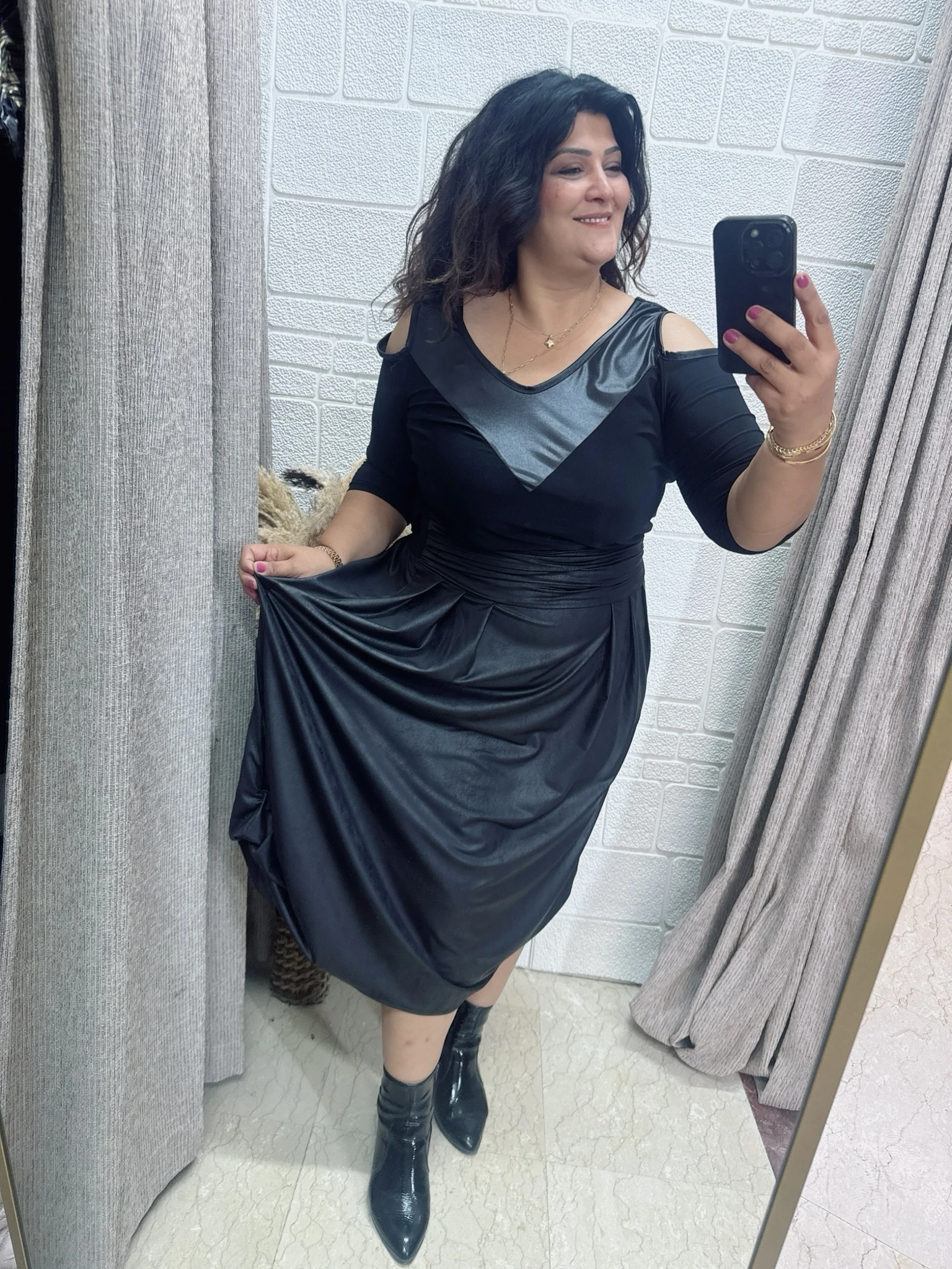 Deri Görünümlü Yumuşacık İtalyan Etek