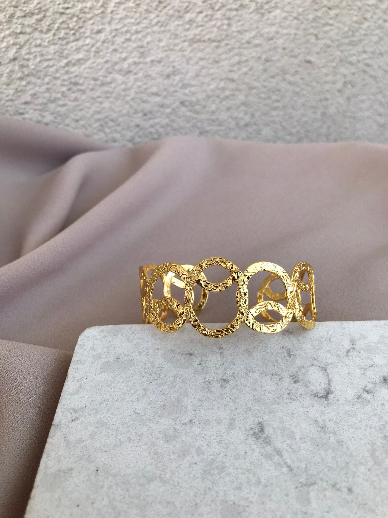 YENİ ! Özel Tasarım Desenli Döküm Altın Bileklik